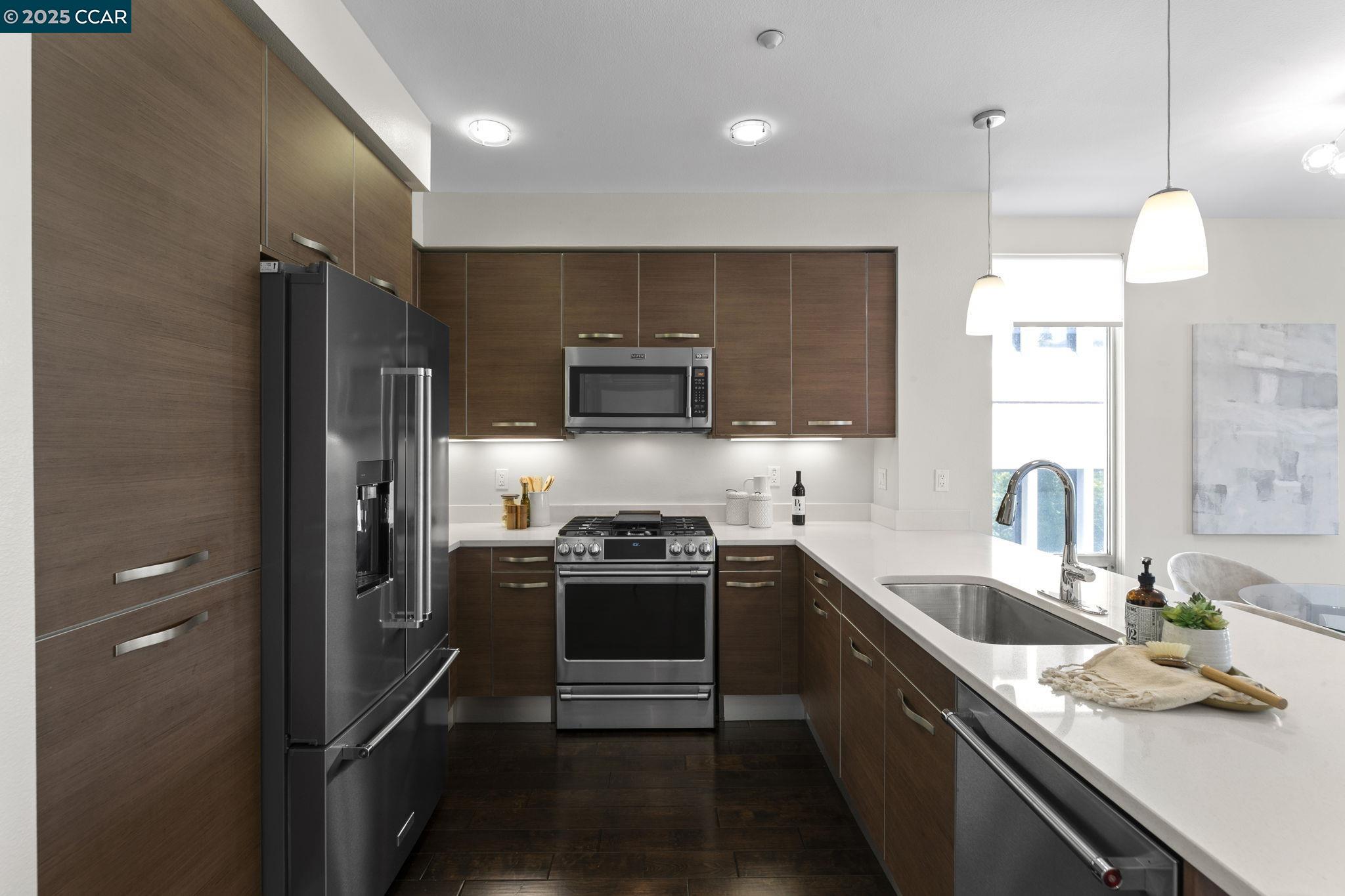 Detail Gallery Image 10 of 52 For 555 Ygnacio Valley Rd #222,  Walnut Creek,  CA 94596 - 2 Beds | 2 Baths