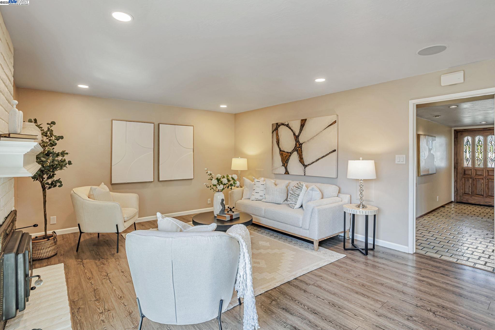 Detail Gallery Image 12 of 50 For 35280 Farnham Dr, Newark,  CA 94560 - 4 Beds | 2 Baths