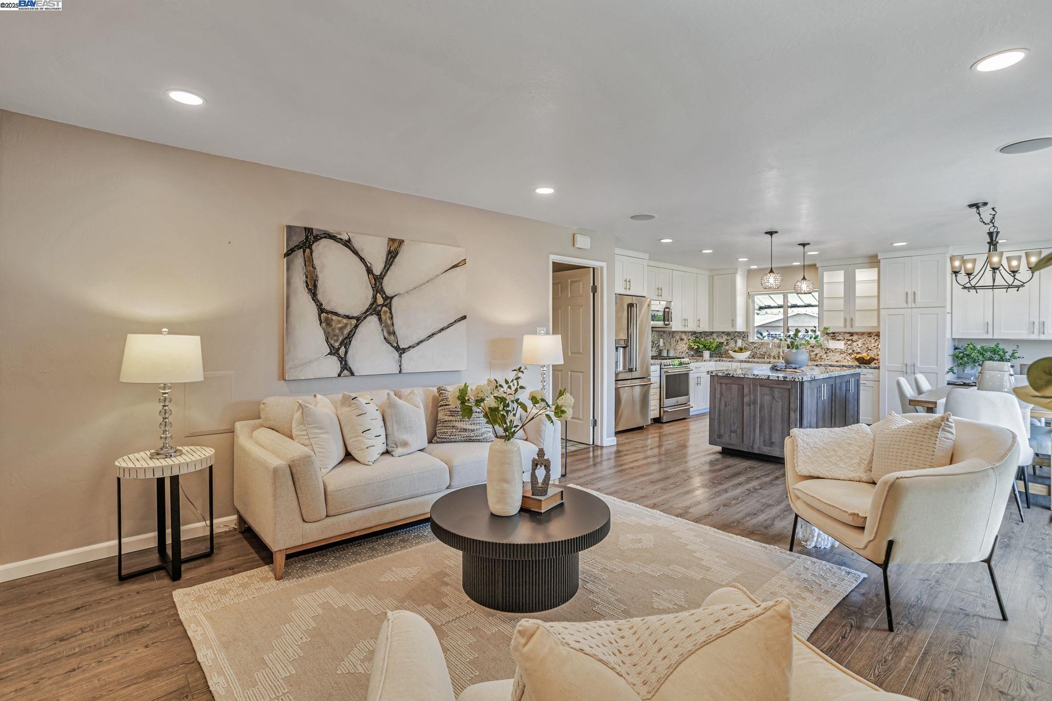 Detail Gallery Image 13 of 50 For 35280 Farnham Dr, Newark,  CA 94560 - 4 Beds | 2 Baths