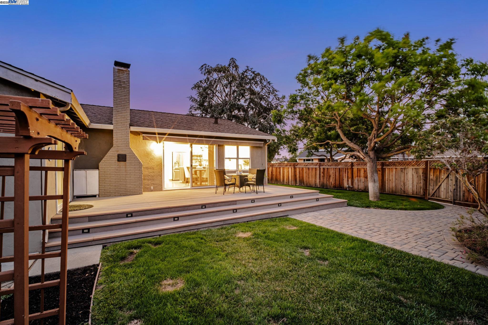 Detail Gallery Image 33 of 50 For 35280 Farnham Dr, Newark,  CA 94560 - 4 Beds | 2 Baths