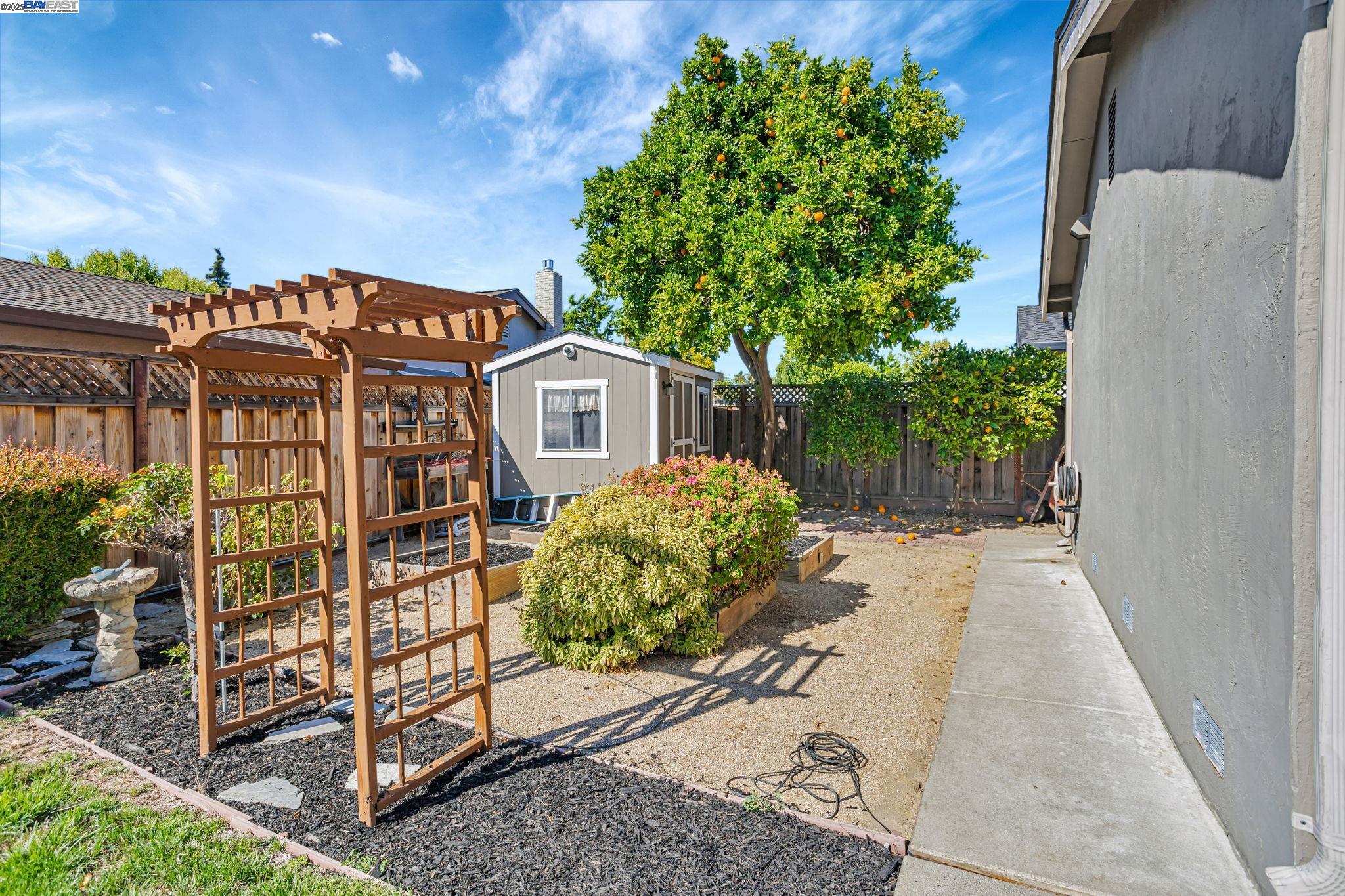 Detail Gallery Image 40 of 50 For 35280 Farnham Dr, Newark,  CA 94560 - 4 Beds | 2 Baths