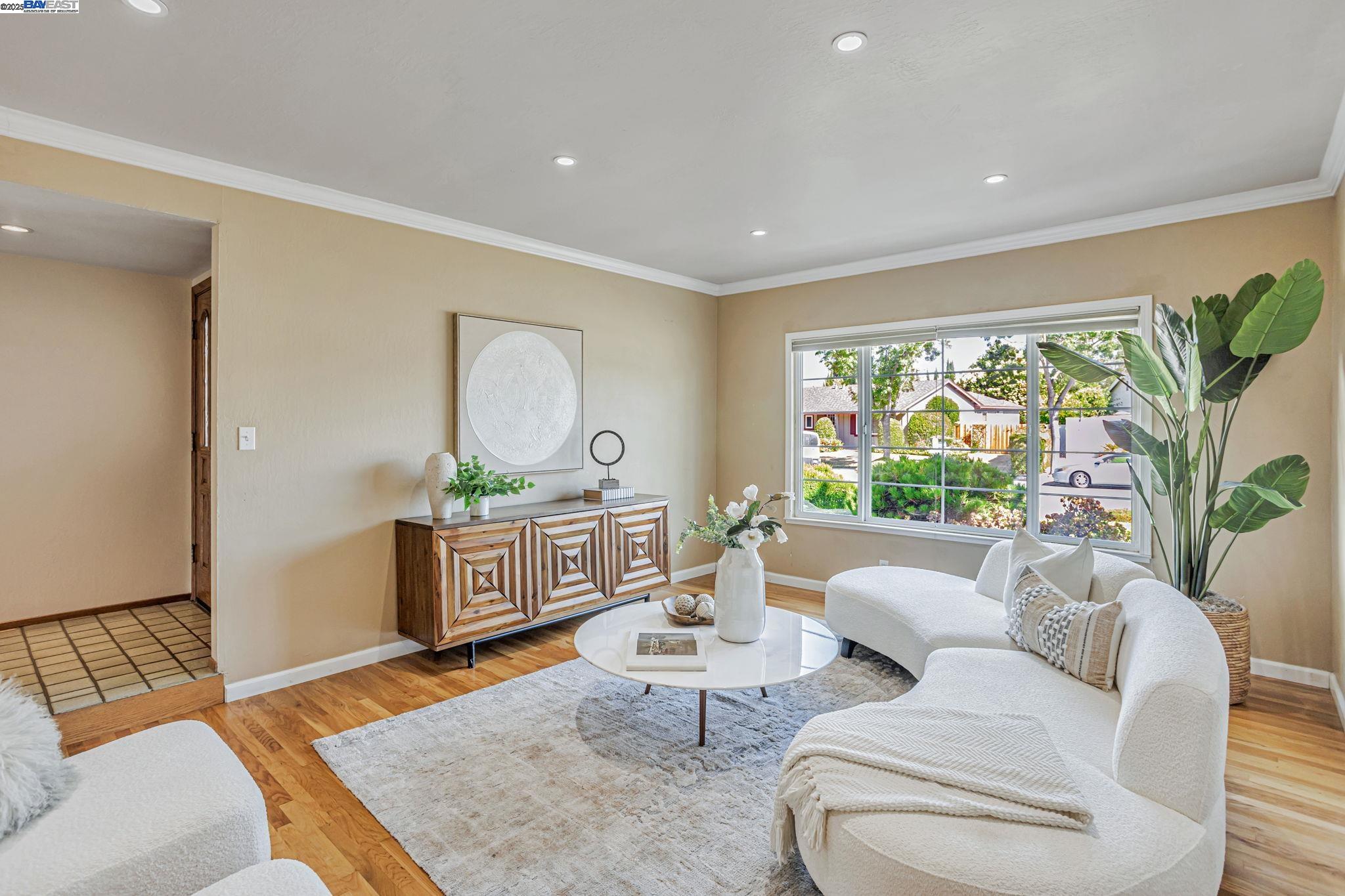 Detail Gallery Image 9 of 50 For 35280 Farnham Dr, Newark,  CA 94560 - 4 Beds | 2 Baths