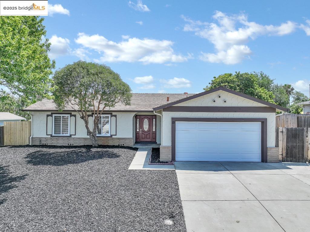 Detail Gallery Image 1 of 1 For 15 Atherton Cir, Pittsburg,  CA 94565 - 3 Beds | 2 Baths