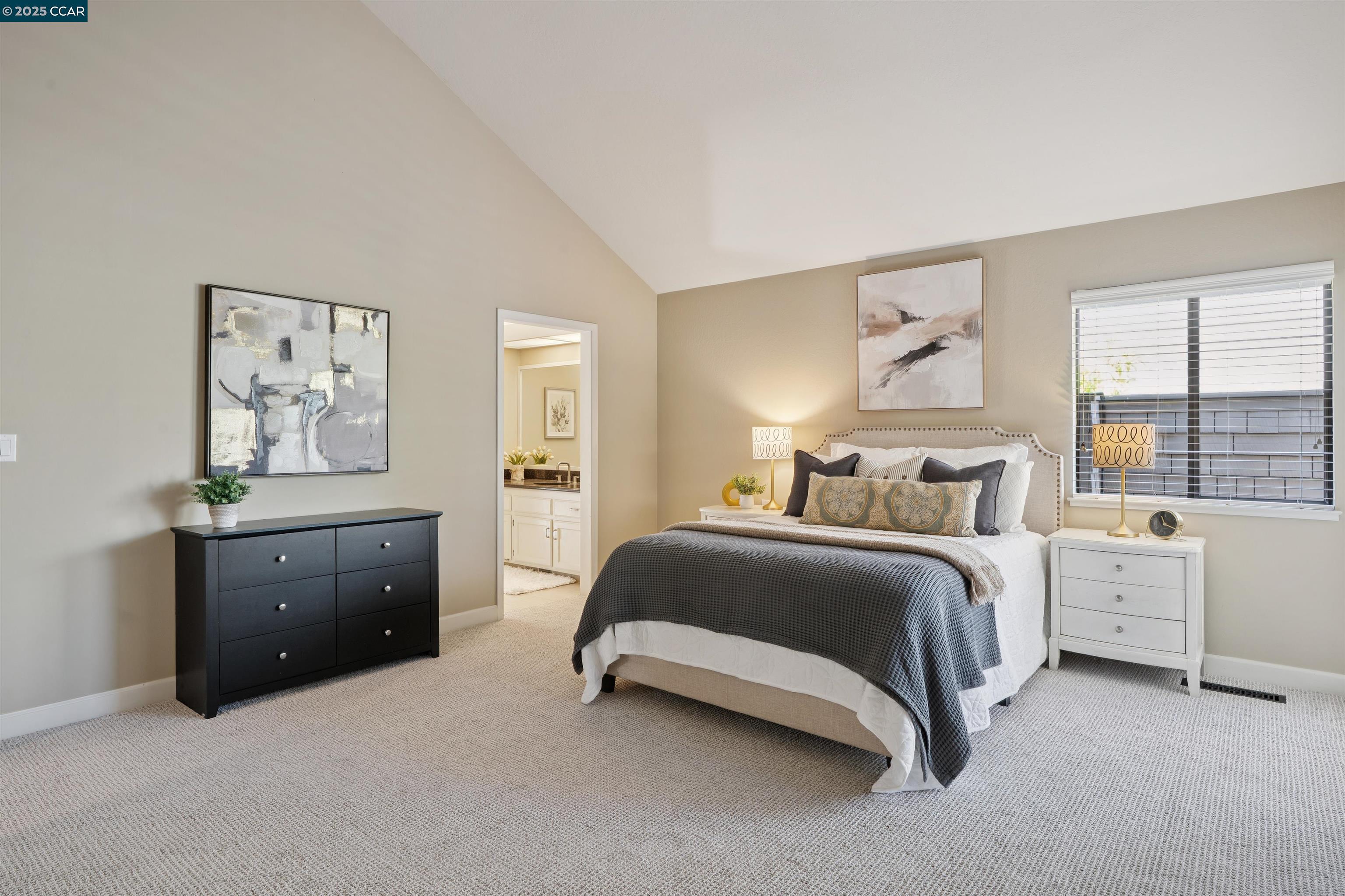 Detail Gallery Image 32 of 51 For 404 Ridge Gate Road, Orinda,  CA 94563 - 3 Beds | 2 Baths