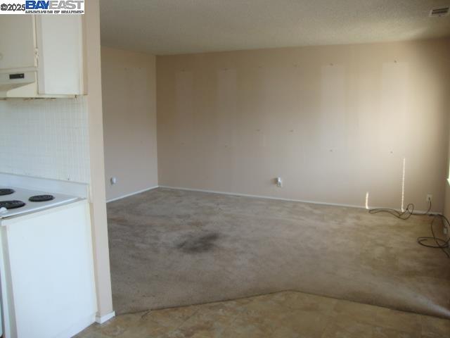 Photo #6: 41103069 Listing 