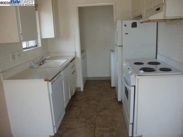 Detail Gallery Image 9 of 10 For 1203a 147th Ave, San Leandro,  CA 94578 - 2 Beds | 1/1 Baths
