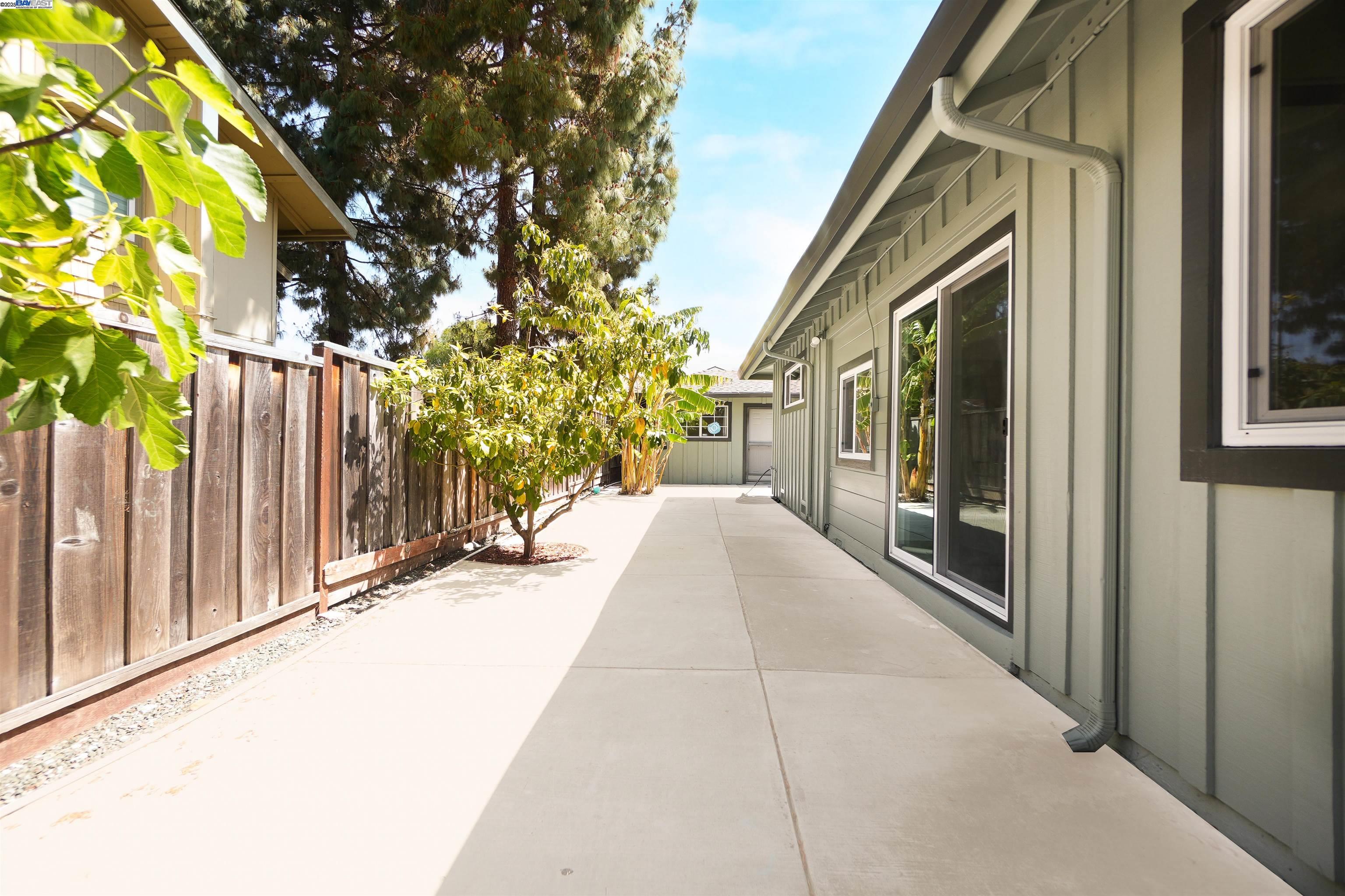 Detail Gallery Image 40 of 57 For 524 E Warren Ave, Fremont,  CA 94539 - 4 Beds | 2 Baths