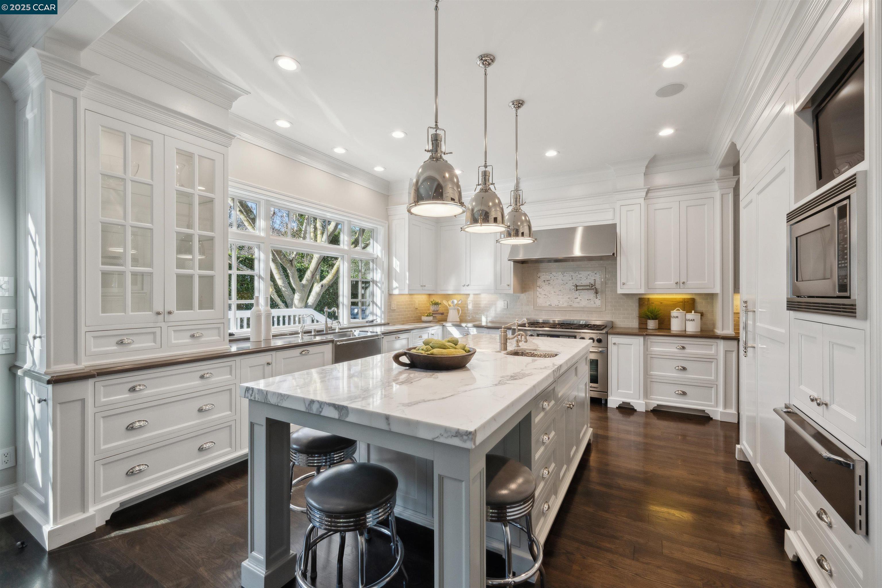 Detail Gallery Image 16 of 53 For 755 Old Jonas Hill Rd, Lafayette,  CA 94549 - 4 Beds | 3/1 Baths