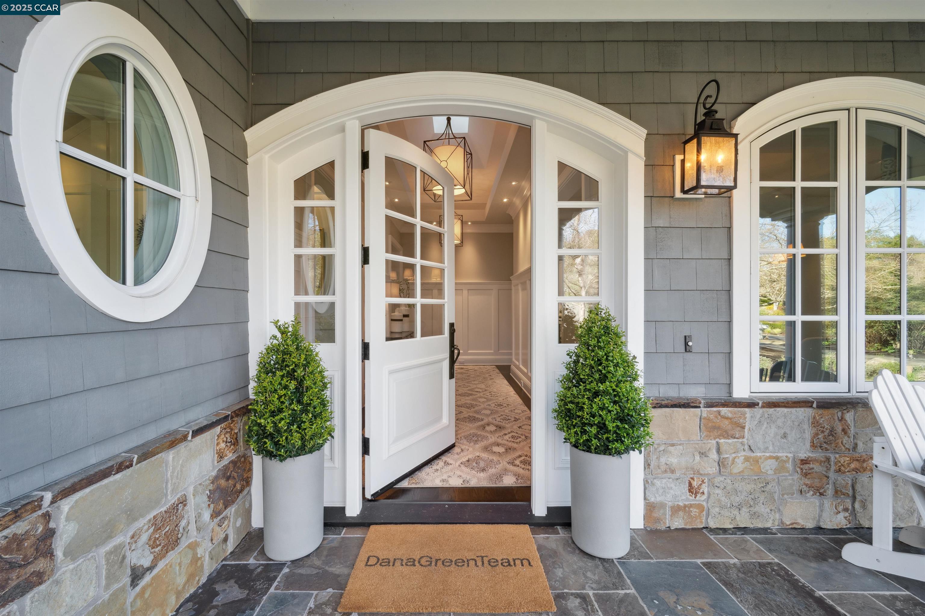 Detail Gallery Image 4 of 53 For 755 Old Jonas Hill Rd, Lafayette,  CA 94549 - 4 Beds | 3/1 Baths