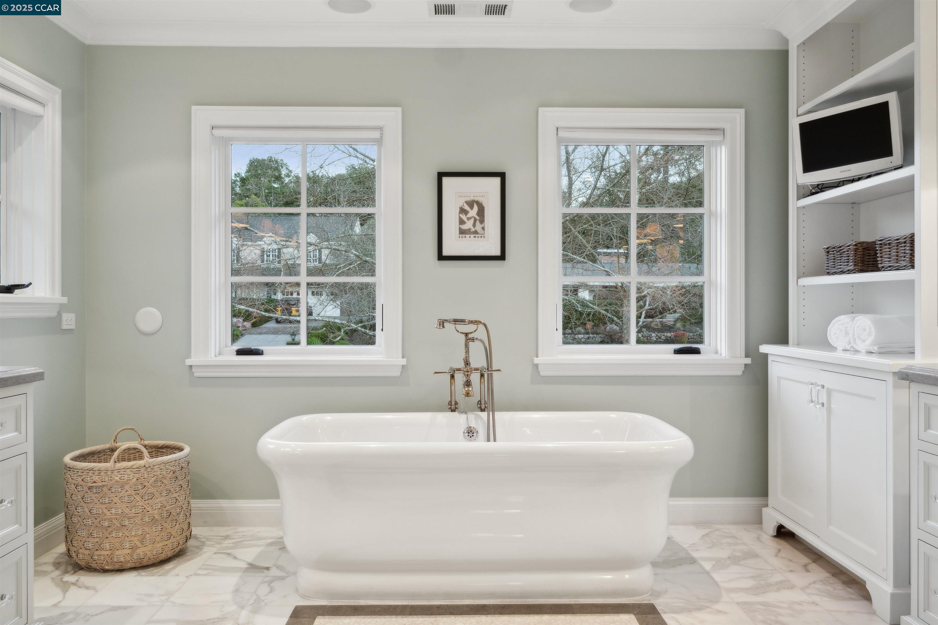 Detail Gallery Image 32 of 53 For 755 Old Jonas Hill Rd, Lafayette,  CA 94549 - 4 Beds | 3/1 Baths