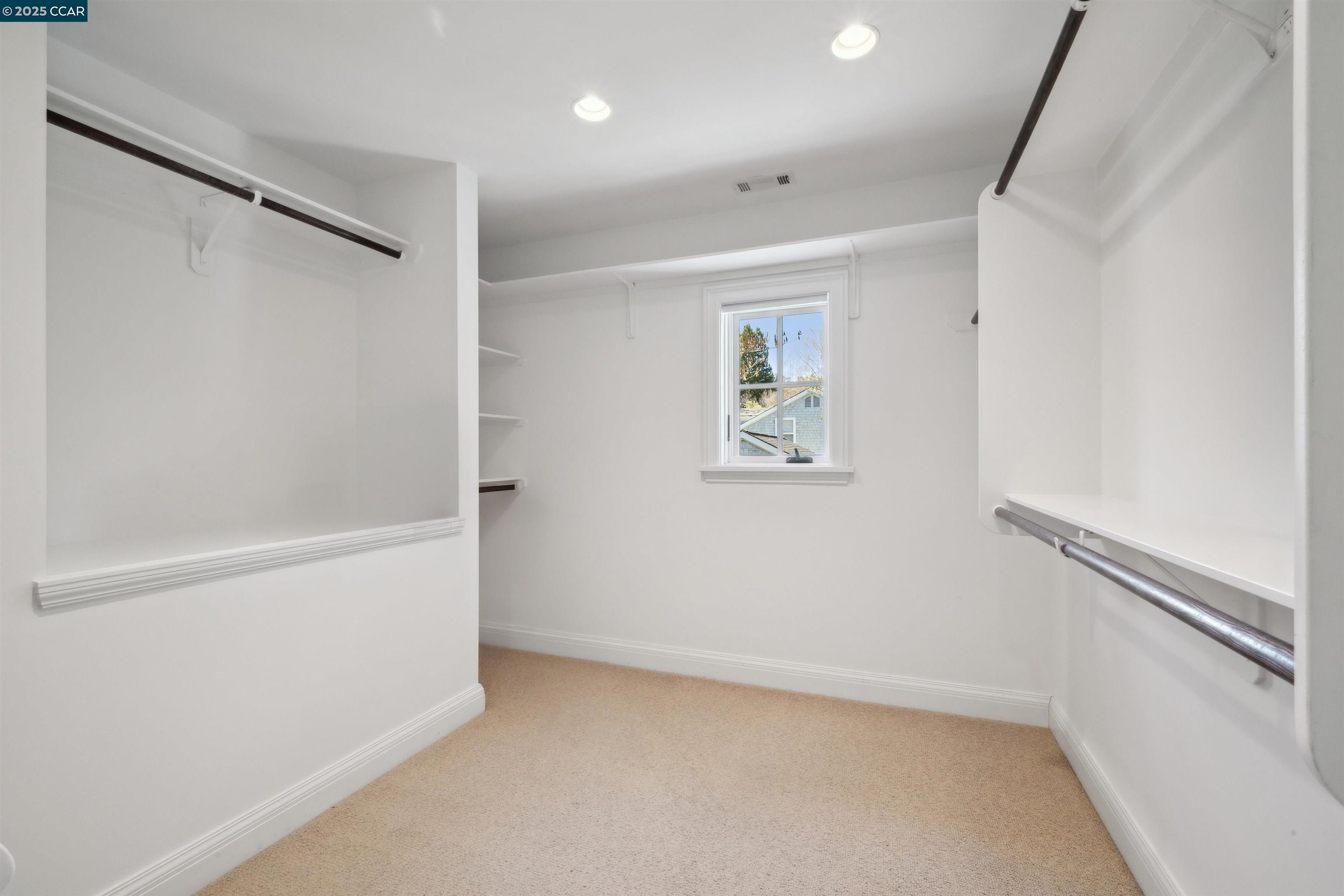 Detail Gallery Image 34 of 53 For 755 Old Jonas Hill Rd, Lafayette,  CA 94549 - 4 Beds | 3/1 Baths
