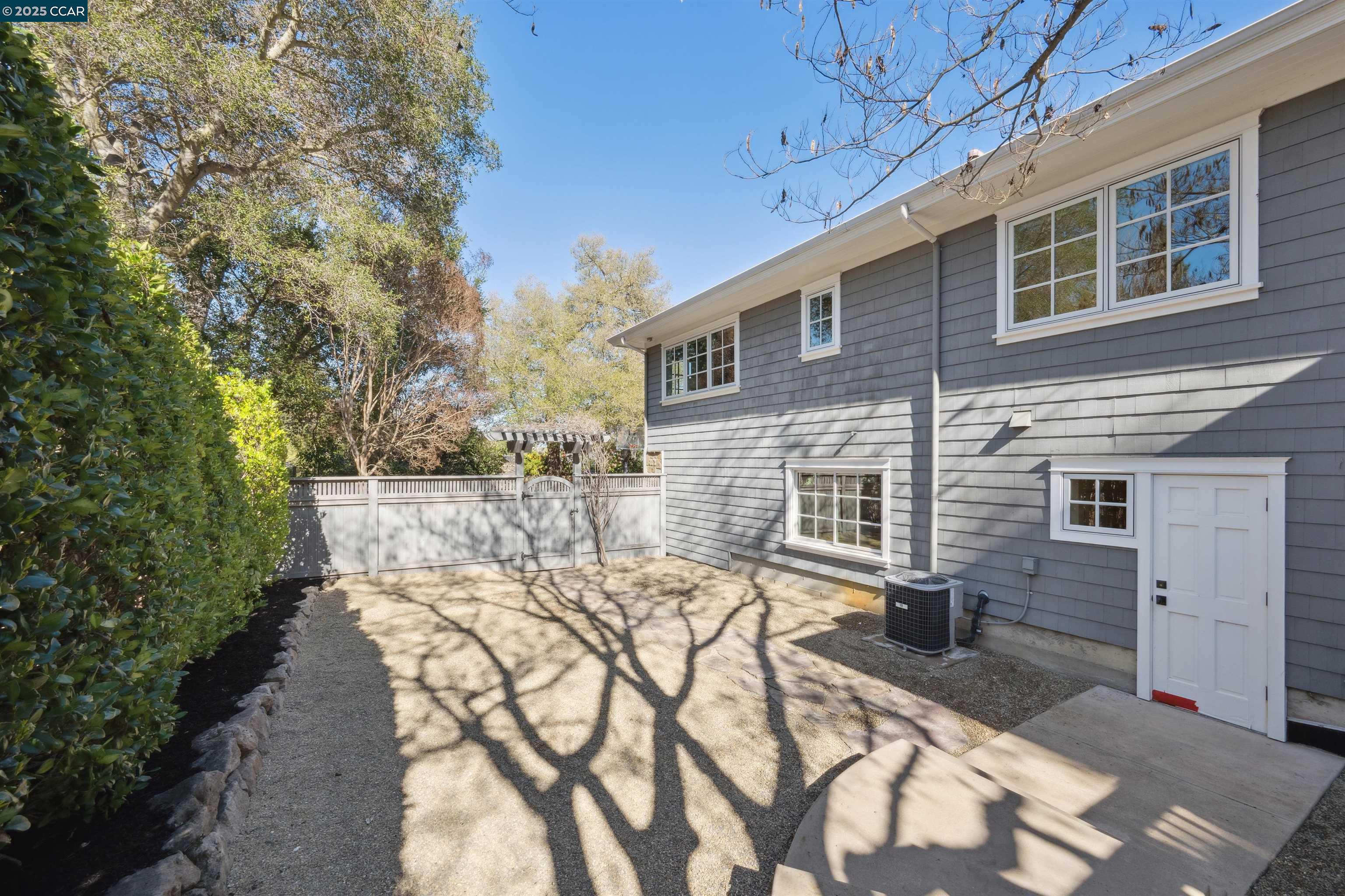 Detail Gallery Image 50 of 53 For 755 Old Jonas Hill Rd, Lafayette,  CA 94549 - 4 Beds | 3/1 Baths