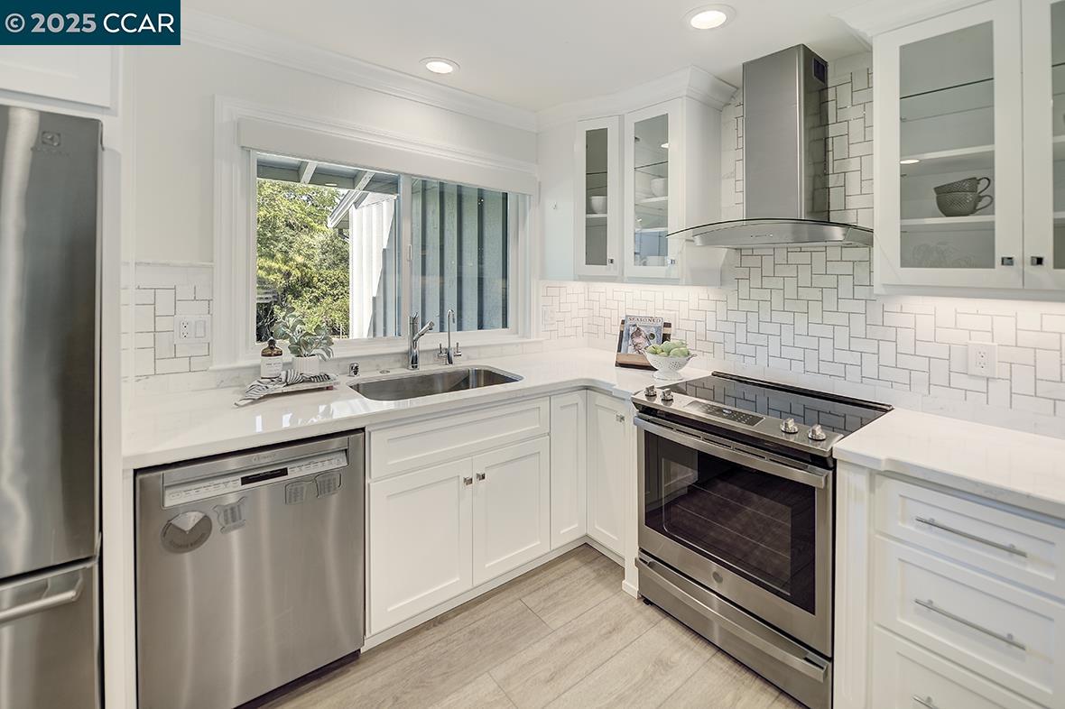 Photo #3: 41103072 Listing 
