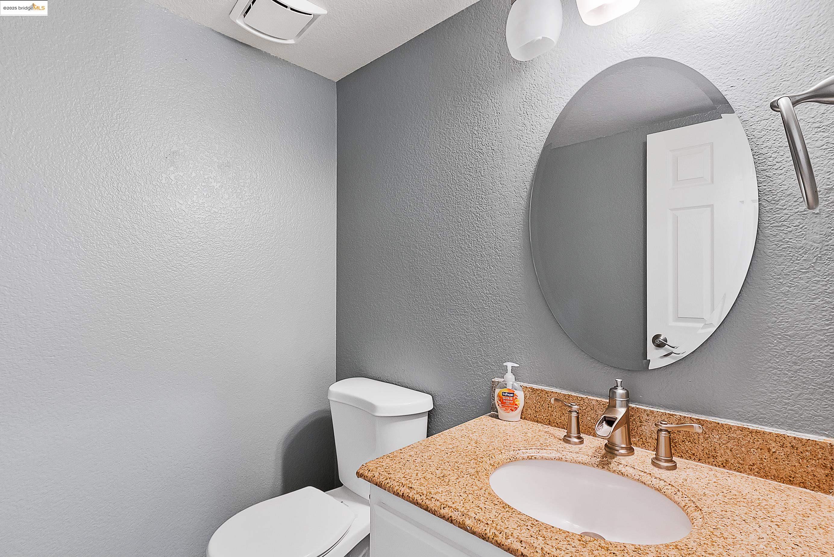 Detail Gallery Image 32 of 60 For 3759 Pine Hollow Way, Antelope,  CA 95843 - 4 Beds | 2/1 Baths