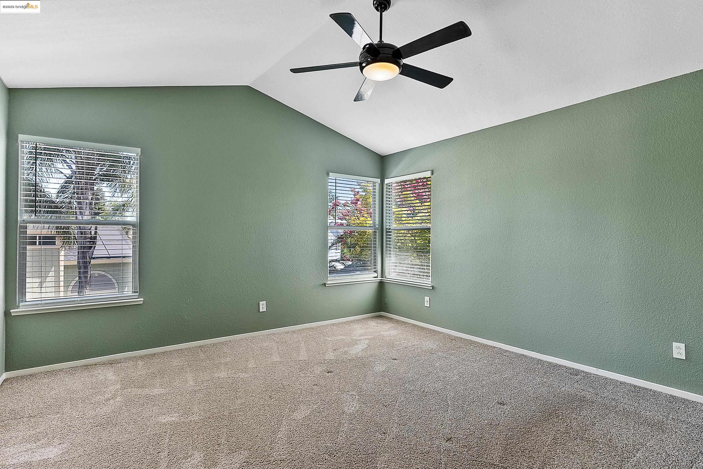 Detail Gallery Image 39 of 60 For 3759 Pine Hollow Way, Antelope,  CA 95843 - 4 Beds | 2/1 Baths