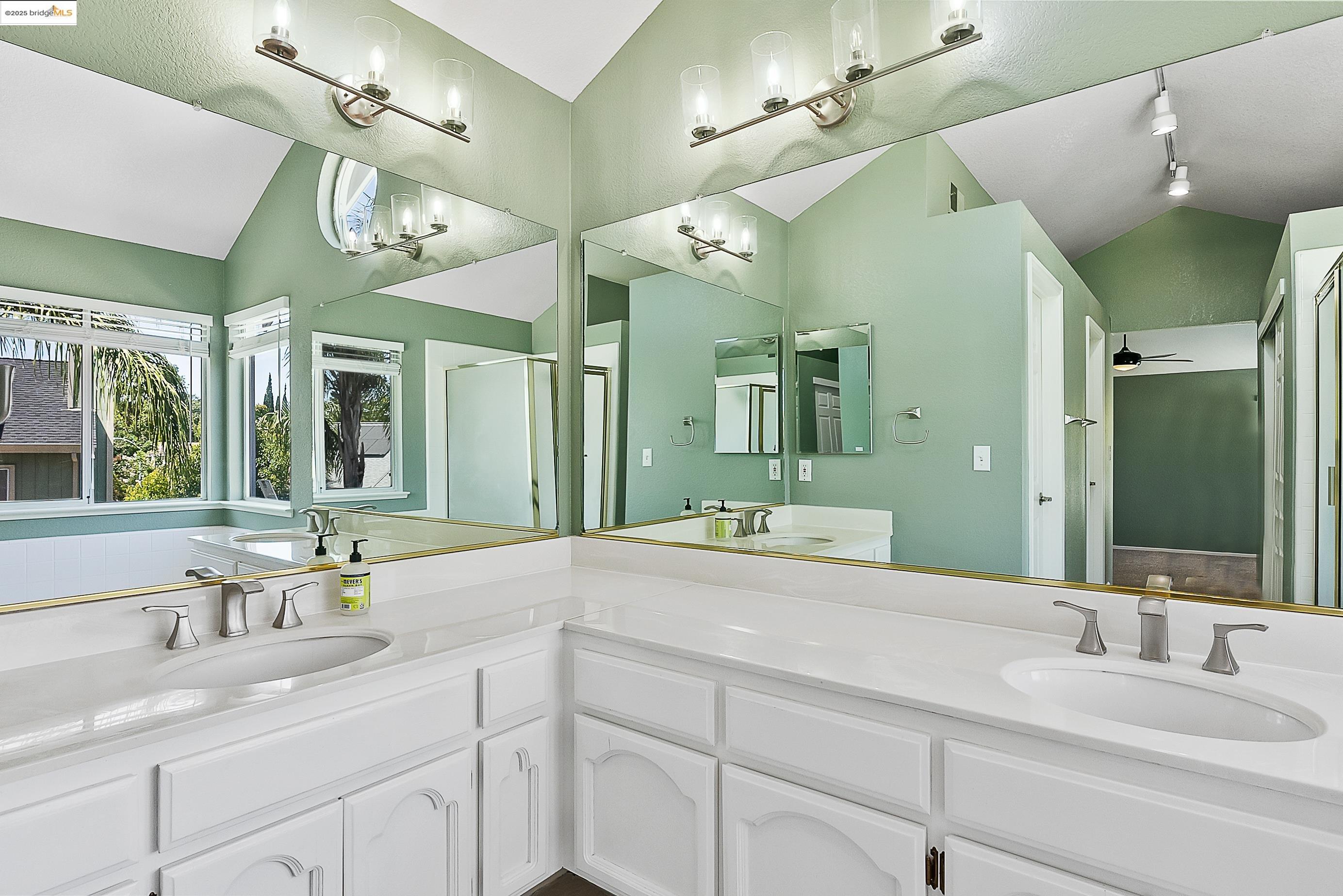 Detail Gallery Image 43 of 60 For 3759 Pine Hollow Way, Antelope,  CA 95843 - 4 Beds | 2/1 Baths