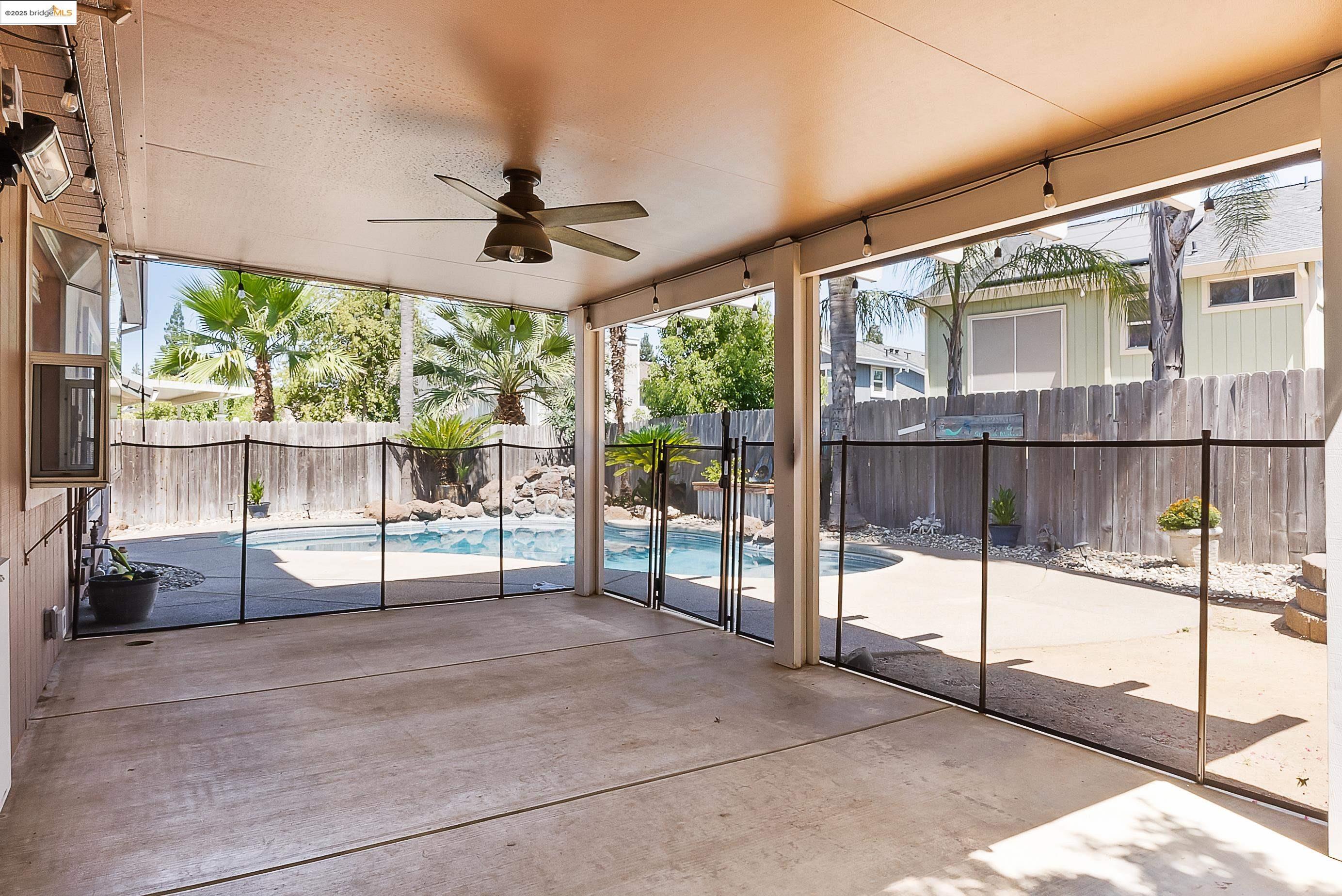 Detail Gallery Image 47 of 60 For 3759 Pine Hollow Way, Antelope,  CA 95843 - 4 Beds | 2/1 Baths