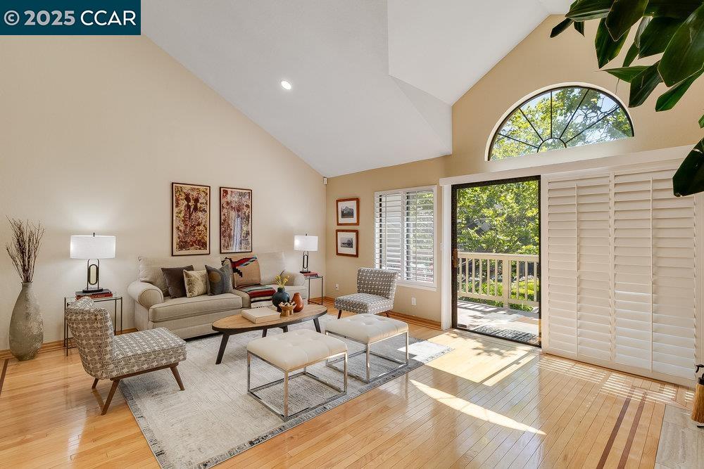 Photo #2: 41103077 Listing 