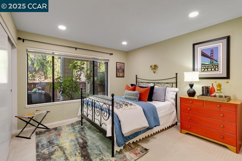 Detail Gallery Image 19 of 41 For 325 Beacon Ridge Ln, Walnut Creek,  CA 94597 - 3 Beds | 3/1 Baths