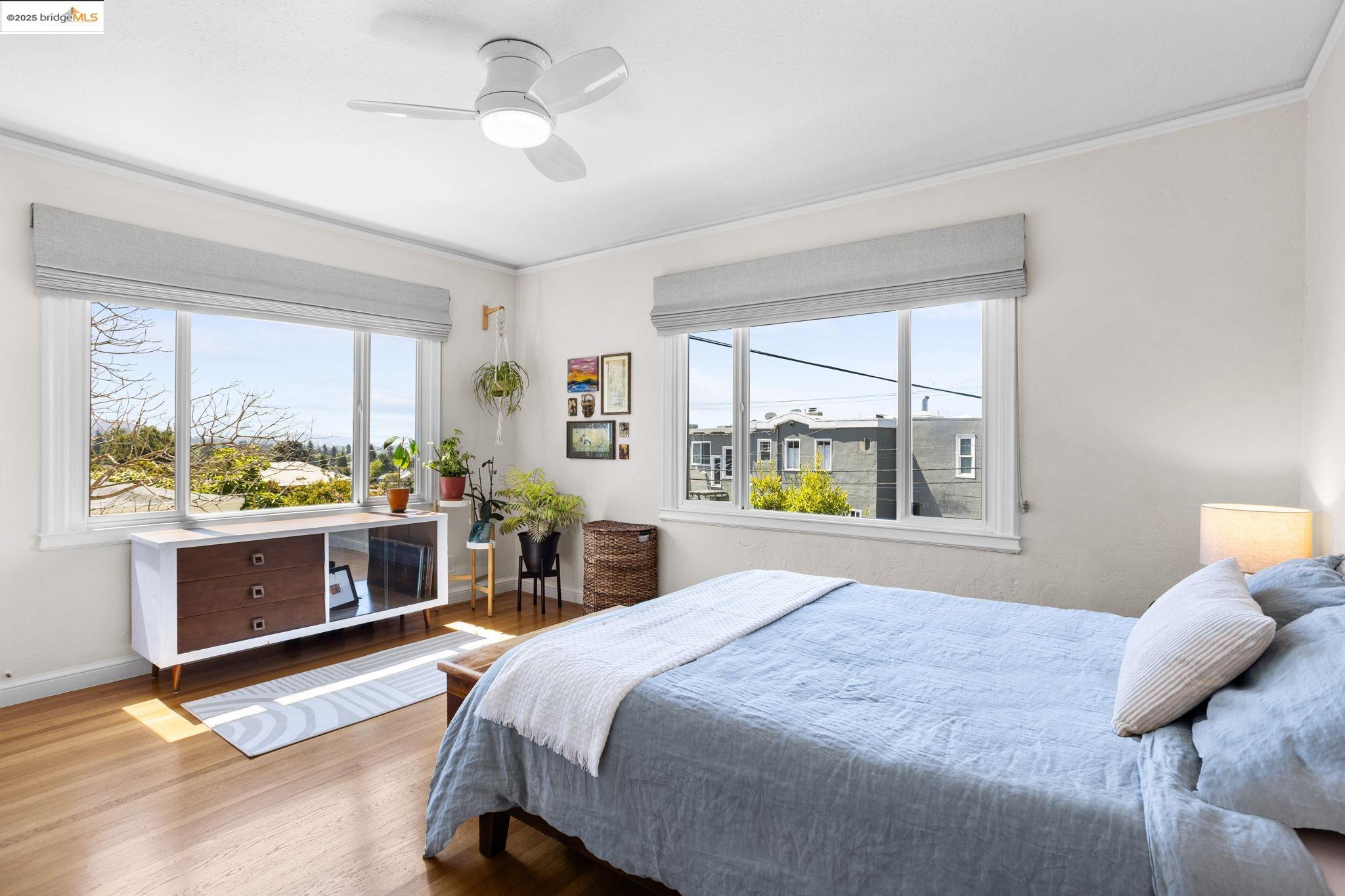 1222 Hollywood Ave, Oakland, California 94602, 1 Bedroom Bedrooms, 4 Rooms Rooms,1 BathroomBathrooms,Residential,For Sale,1222 Hollywood Ave,41103078