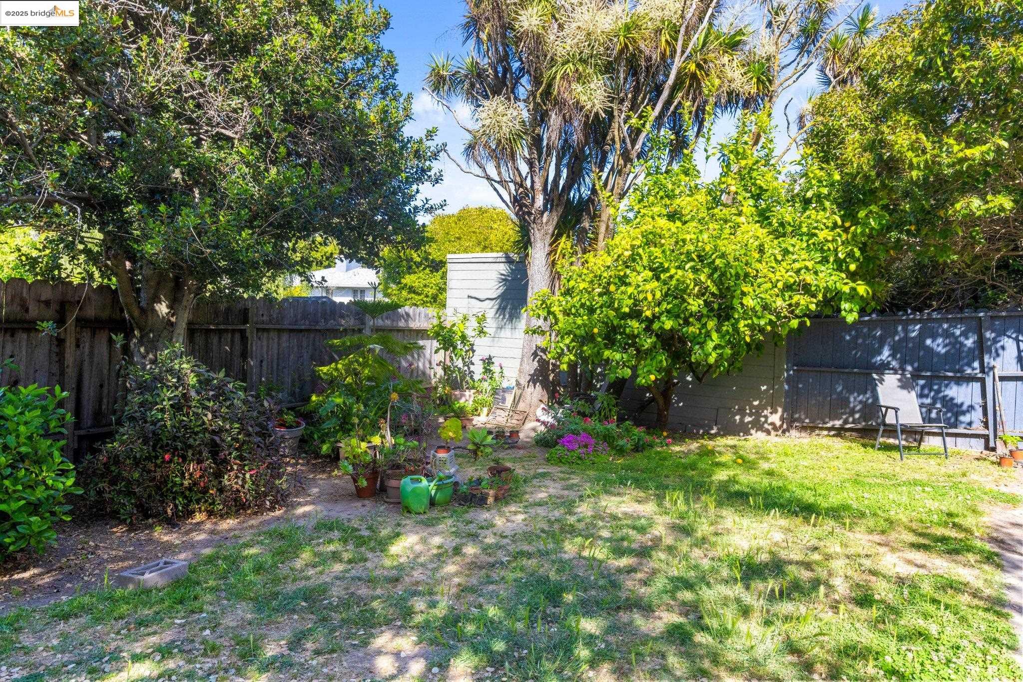1222 Hollywood Ave, Oakland, California 94602, 1 Bedroom Bedrooms, 4 Rooms Rooms,1 BathroomBathrooms,Residential,For Sale,1222 Hollywood Ave,41103078