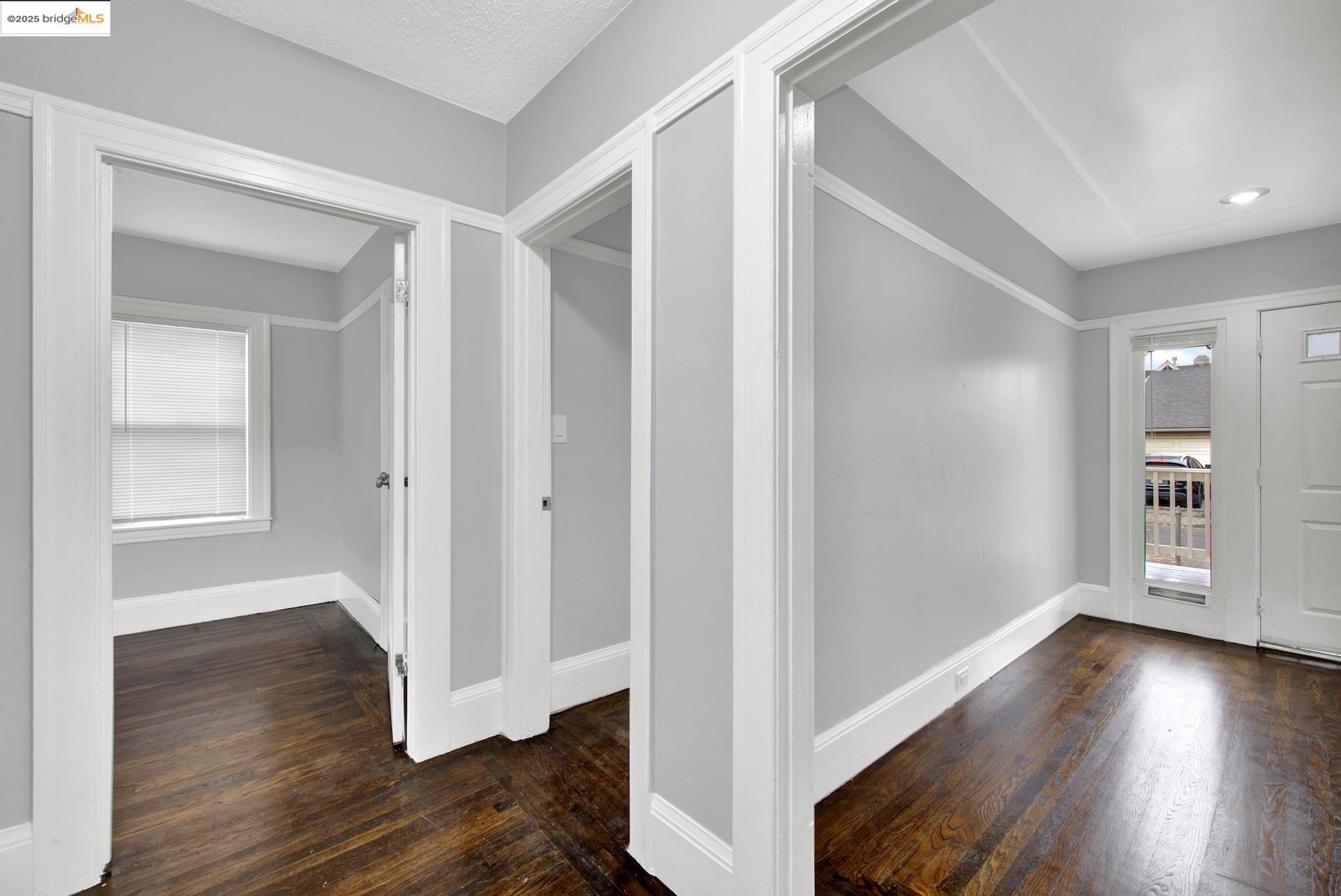 Detail Gallery Image 21 of 60 For 1009 106th Ave, Oakland,  CA 94603 - 2 Beds | 1 Baths