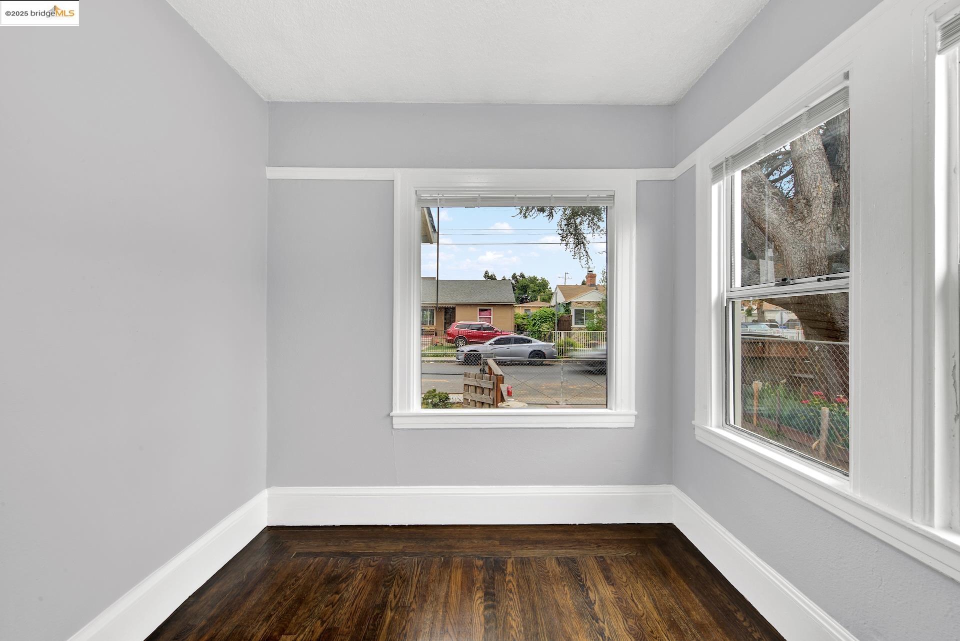 Detail Gallery Image 23 of 60 For 1009 106th Ave, Oakland,  CA 94603 - 2 Beds | 1 Baths