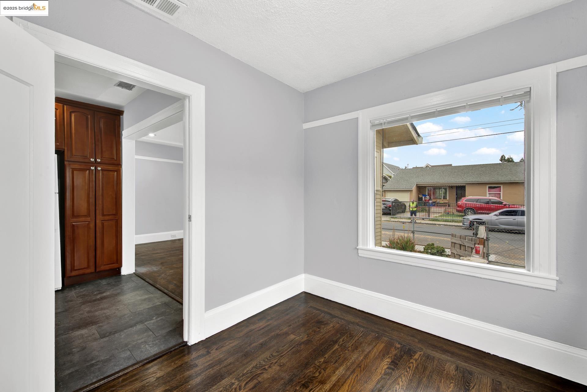 Detail Gallery Image 24 of 60 For 1009 106th Ave, Oakland,  CA 94603 - 2 Beds | 1 Baths