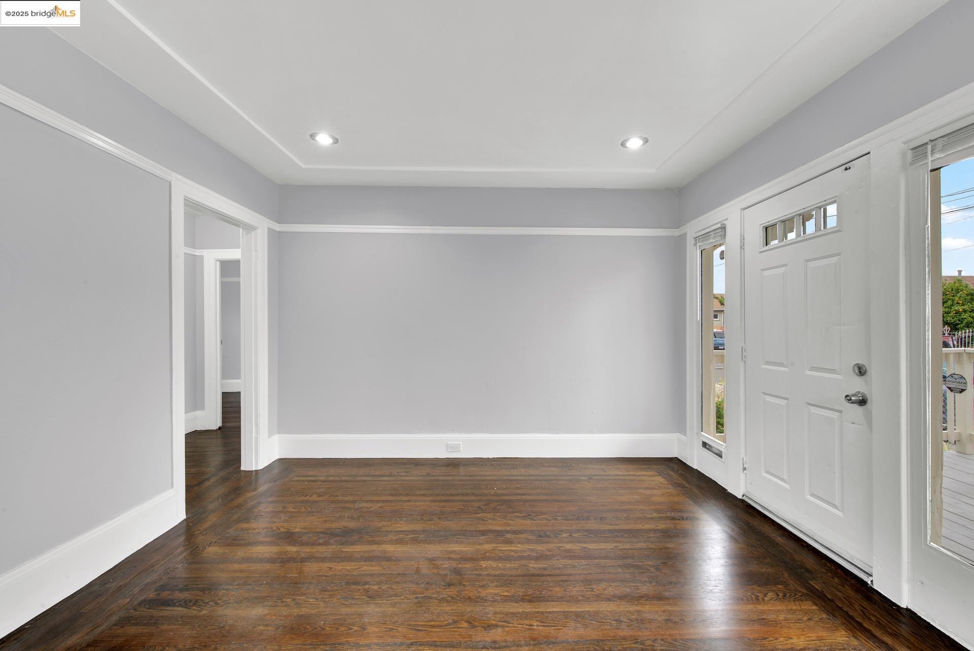 Detail Gallery Image 49 of 60 For 1009 106th Ave, Oakland,  CA 94603 - 2 Beds | 1 Baths