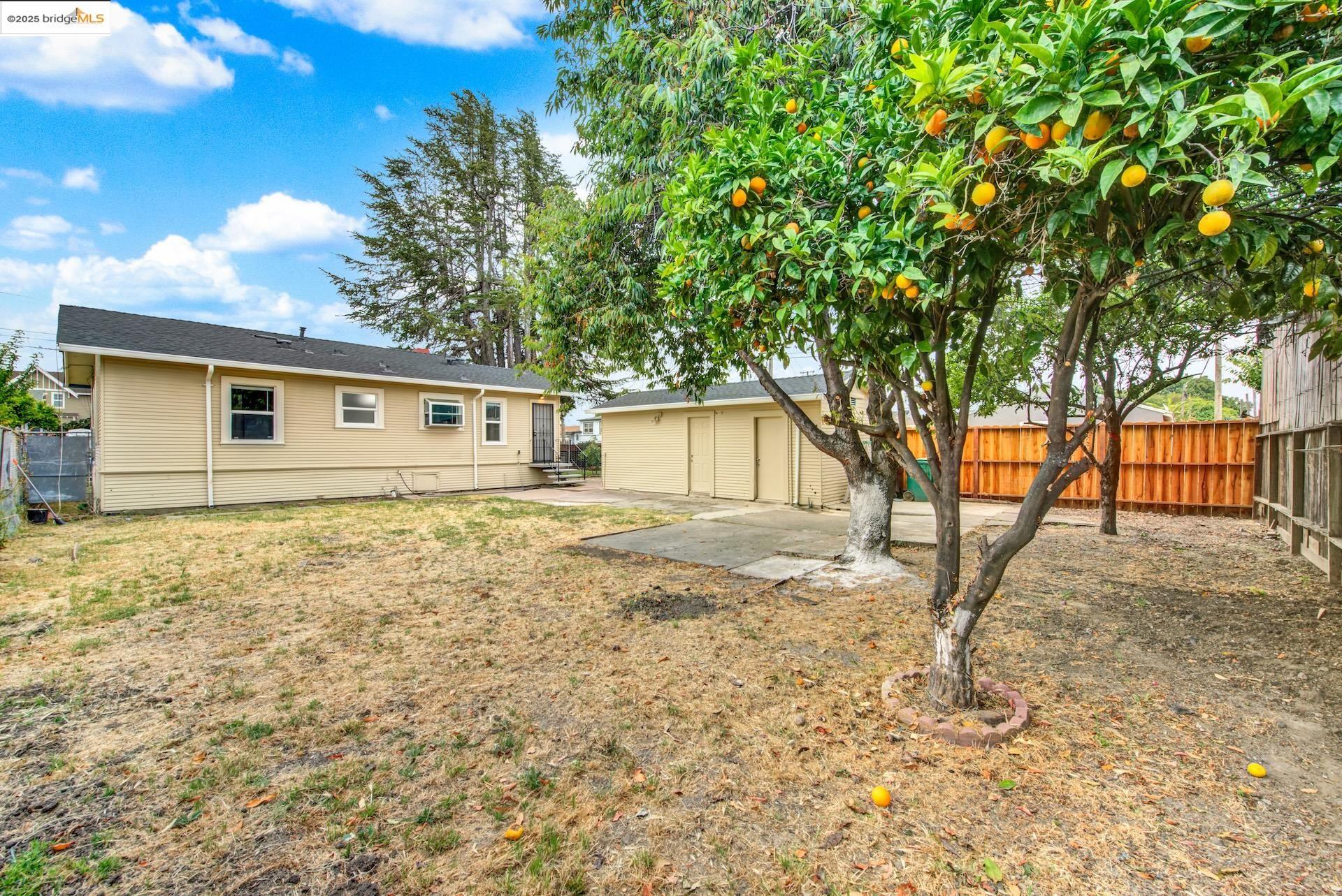 Detail Gallery Image 54 of 60 For 1009 106th Ave, Oakland,  CA 94603 - 2 Beds | 1 Baths