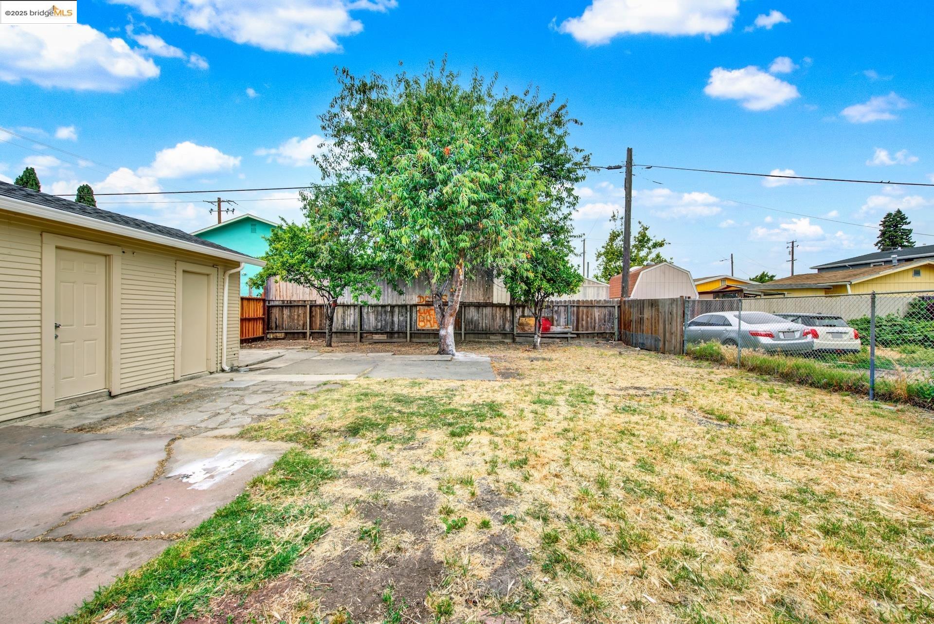 Detail Gallery Image 56 of 60 For 1009 106th Ave, Oakland,  CA 94603 - 2 Beds | 1 Baths