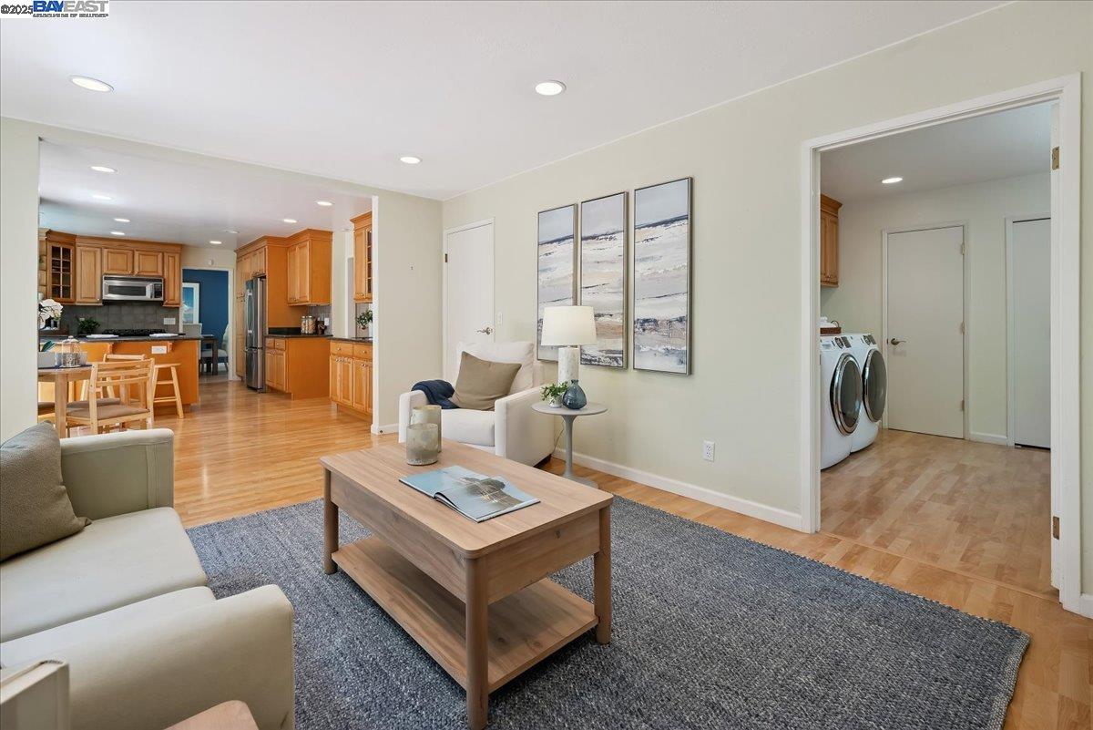 Detail Gallery Image 22 of 44 For 3457 Hackamore Dr, Hayward,  CA 94541 - 4 Beds | 3 Baths