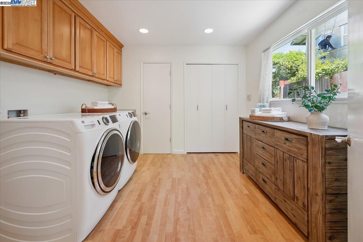 Detail Gallery Image 24 of 44 For 3457 Hackamore Dr, Hayward,  CA 94541 - 4 Beds | 3 Baths