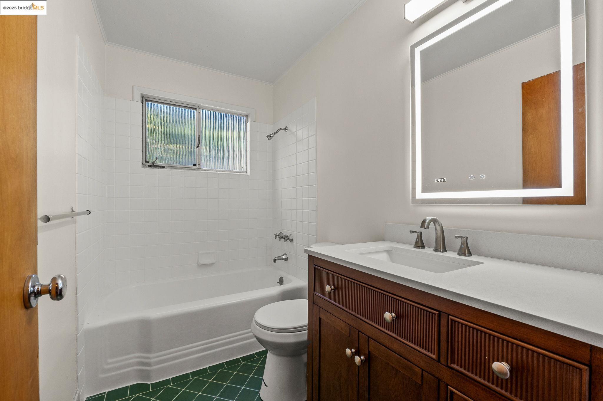 Photo #20: 41103090 Listing: Photo #20