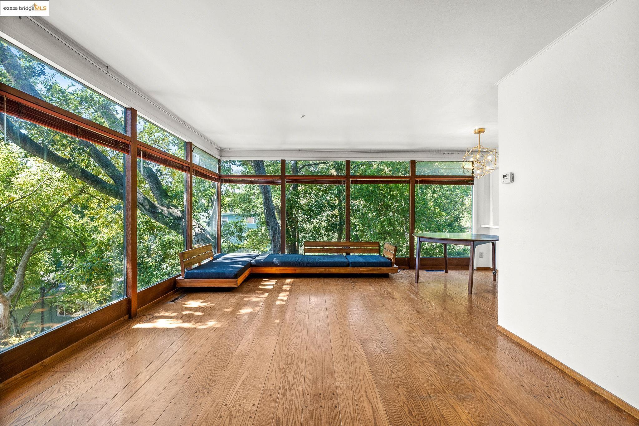 Photo #7: 41103090 Listing: Photo #7