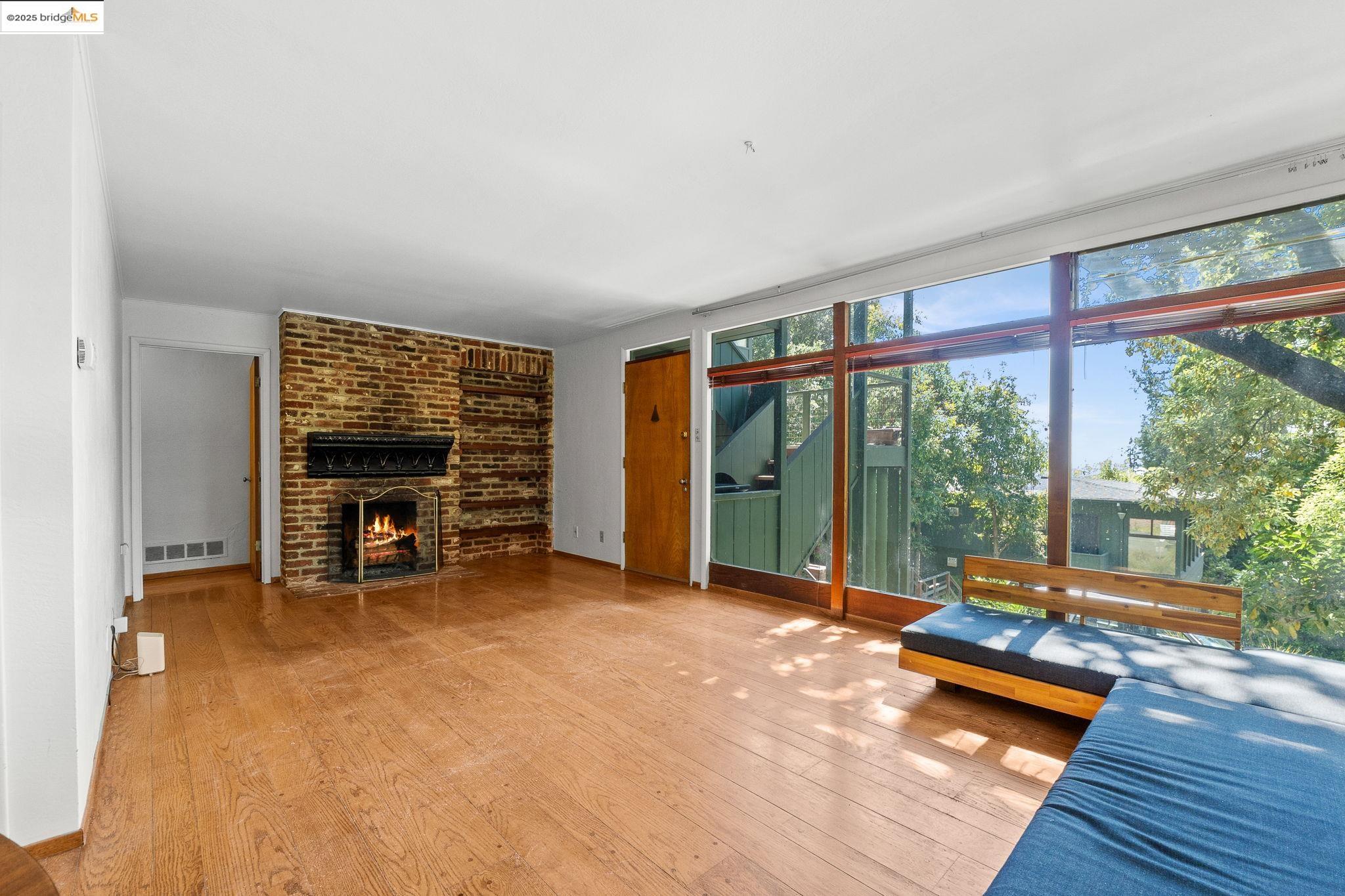 Photo #10: 41103090 Listing: Photo #10