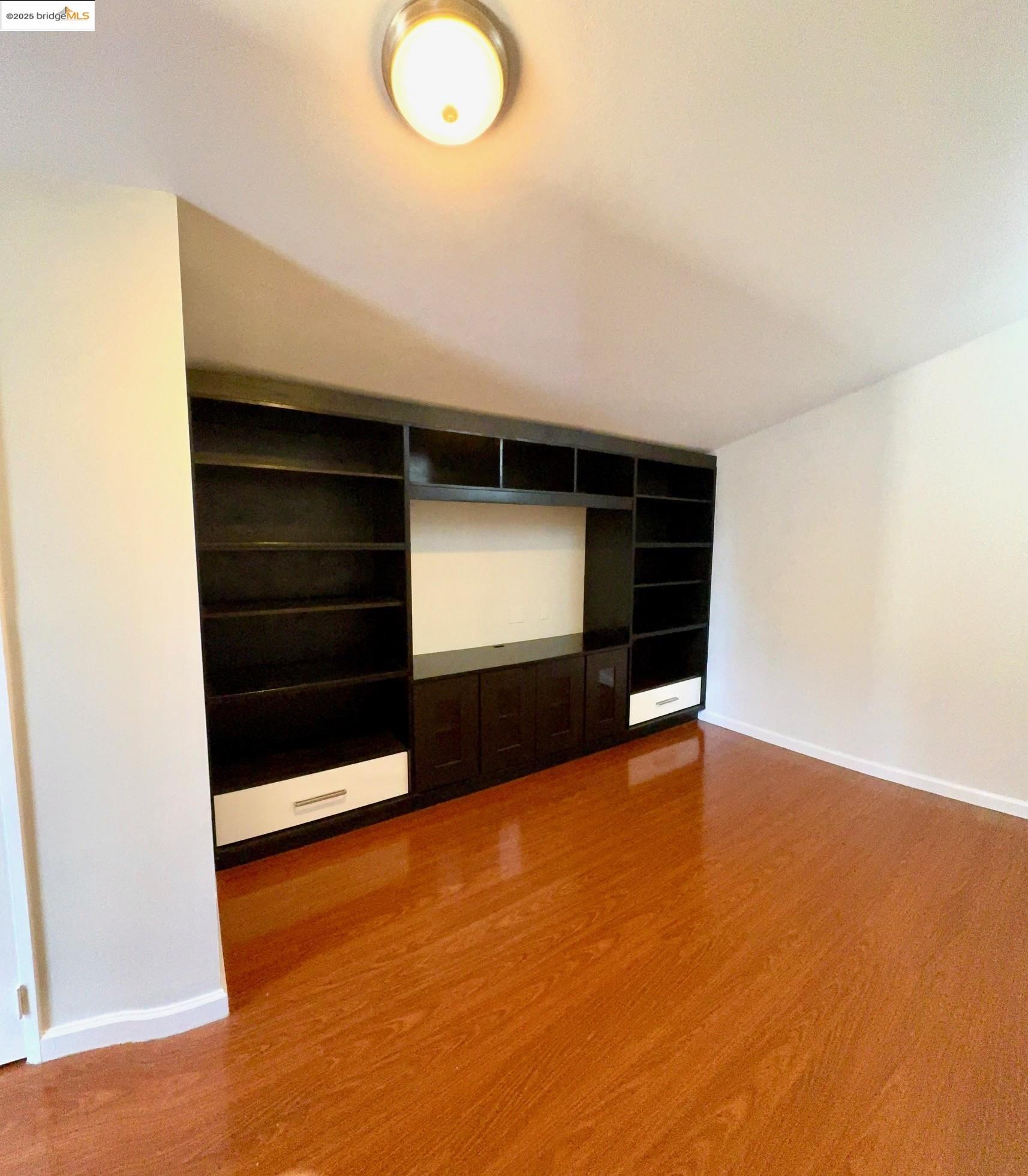 Detail Gallery Image 8 of 16 For 819 Delano Street, San Lorenzo,  CA 94580 - 4 Beds | 2 Baths