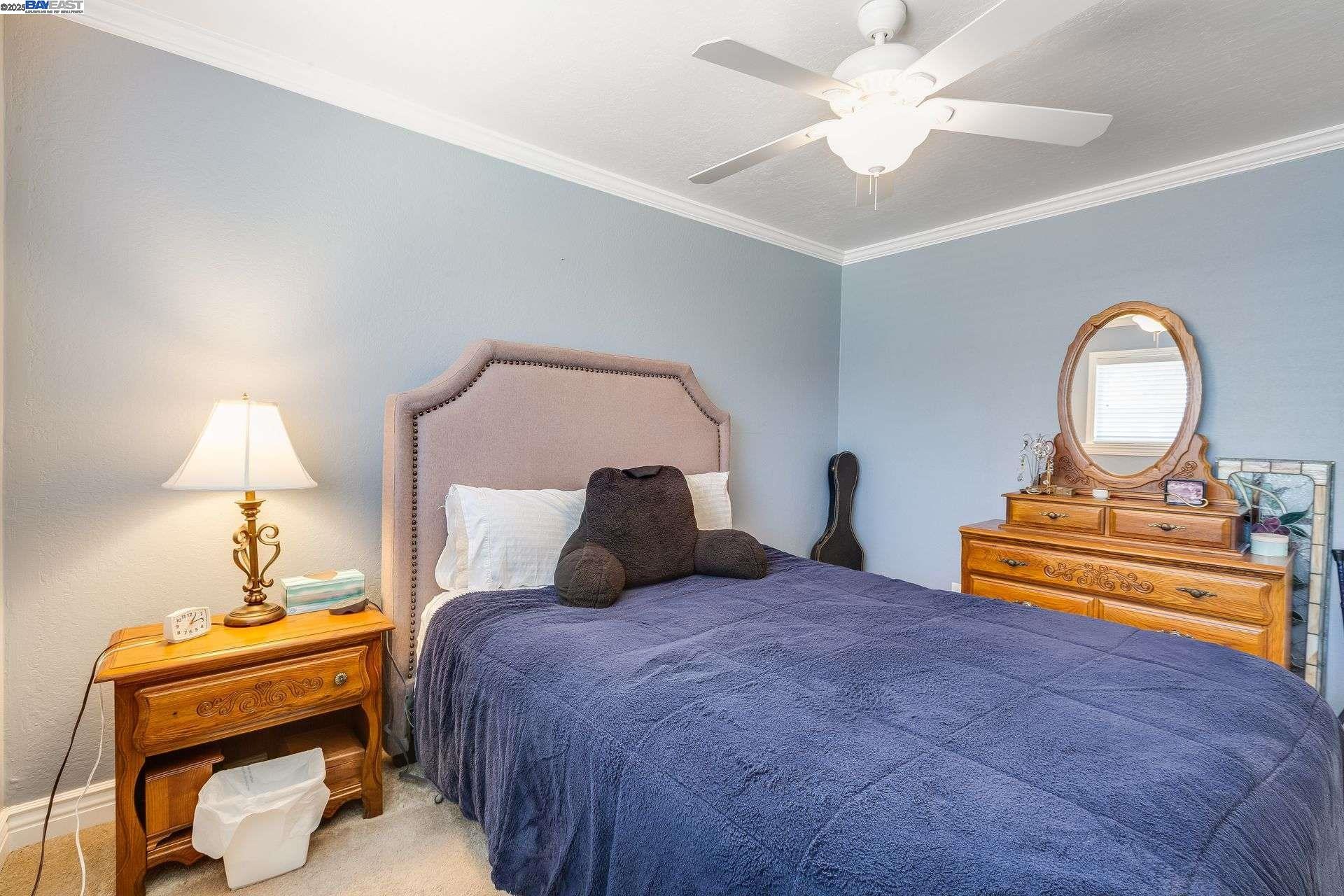 Detail Gallery Image 15 of 26 For 2515 Crystal Dr, Santa Clara,  CA 95051 - 3 Beds | 1 Baths