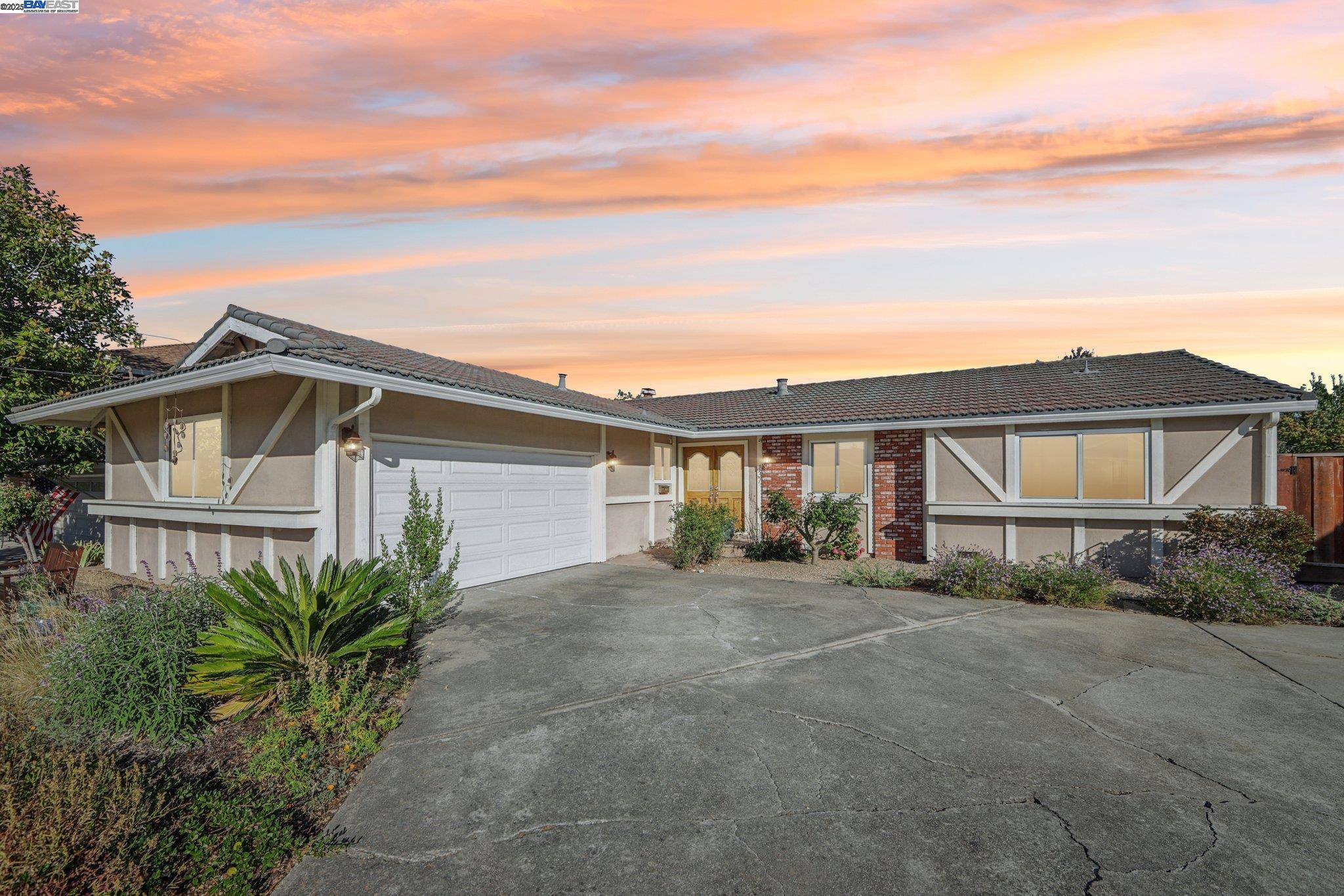 Front Image Thumbnail for BE41103095