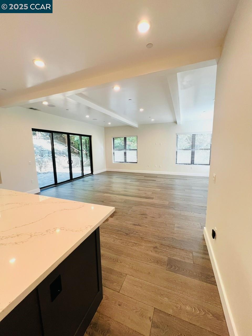 Detail Gallery Image 13 of 34 For 6 Linda Vista, Orinda,  CA 94563 - 4 Beds | 2/1 Baths