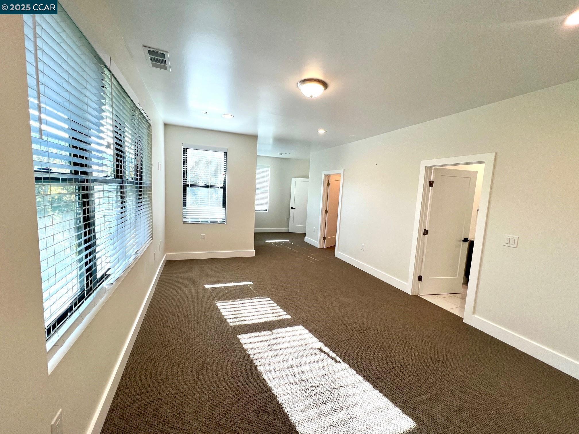Detail Gallery Image 19 of 34 For 6 Linda Vista, Orinda,  CA 94563 - 4 Beds | 2/1 Baths