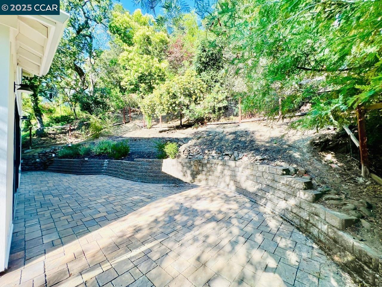Detail Gallery Image 30 of 34 For 6 Linda Vista, Orinda,  CA 94563 - 4 Beds | 2/1 Baths