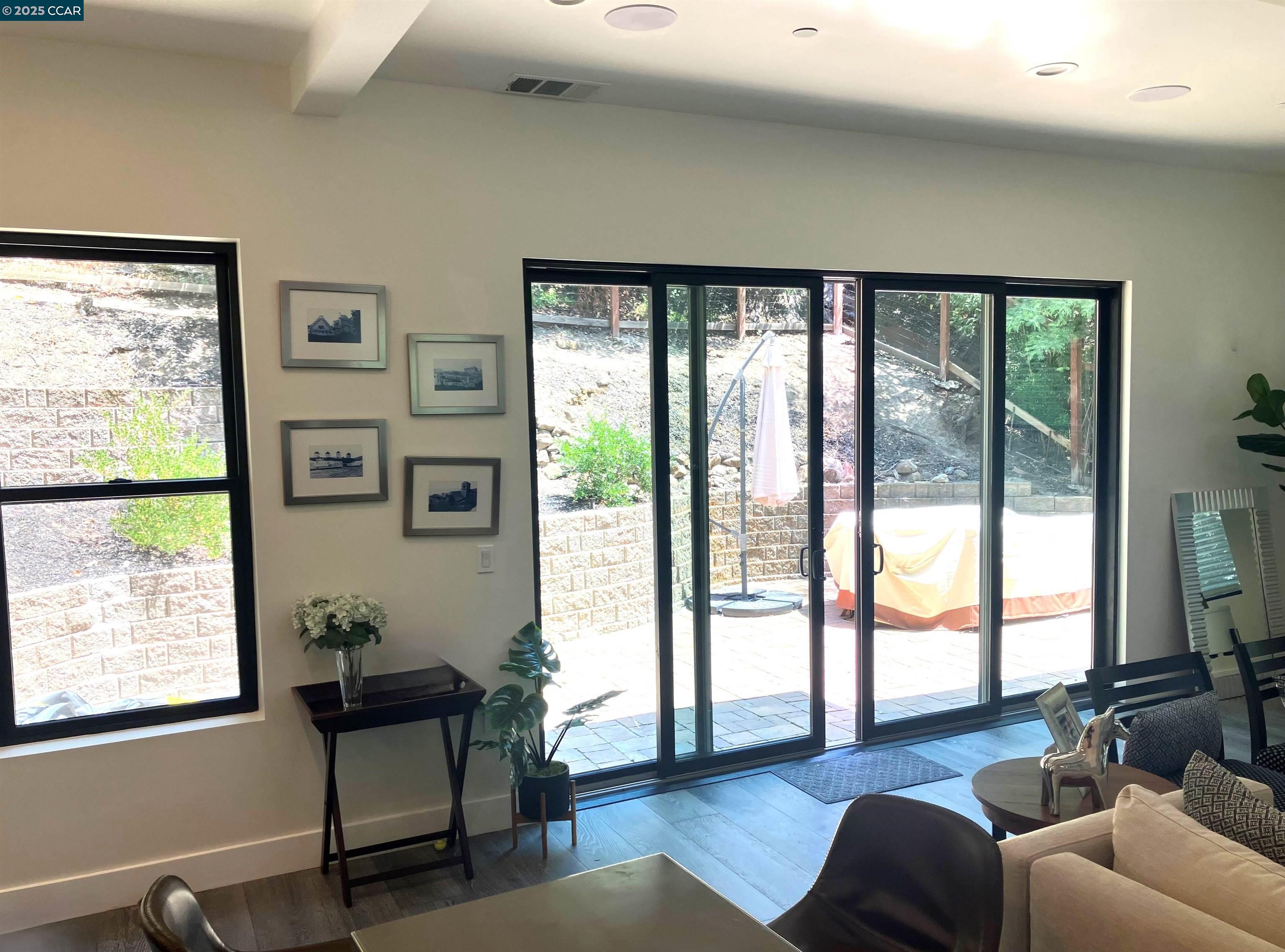 6 Linda Vista, Orinda, California 94563, 4 Bedrooms Bedrooms, 8 Rooms Rooms,2 BathroomsBathrooms,Residential Lease,For Rent,6 Linda Vista,41103096