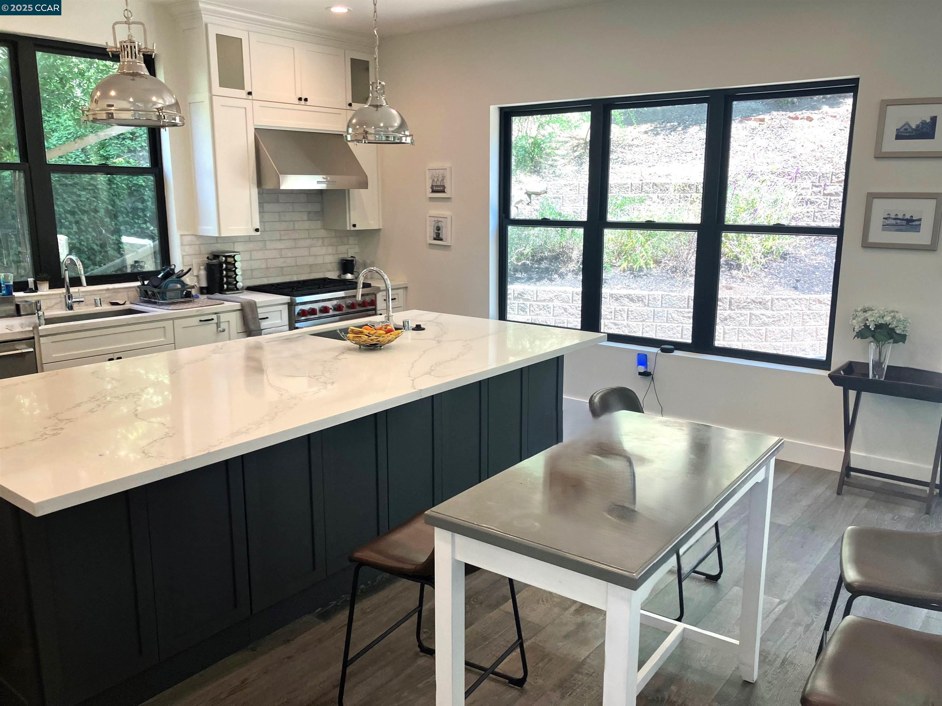 6 Linda Vista, Orinda, California 94563, 4 Bedrooms Bedrooms, 8 Rooms Rooms,2 BathroomsBathrooms,Residential Lease,For Rent,6 Linda Vista,41103096