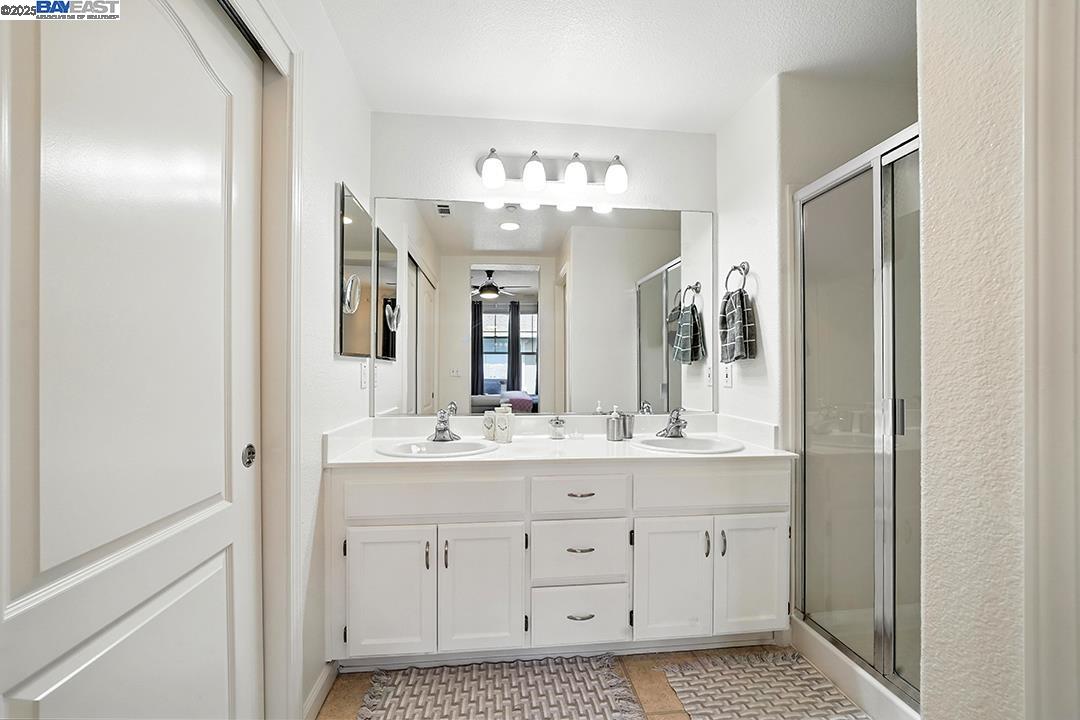 Detail Gallery Image 16 of 35 For 1586 Tucker St #52,  Oakland,  CA 94603 - 2 Beds | 2/1 Baths