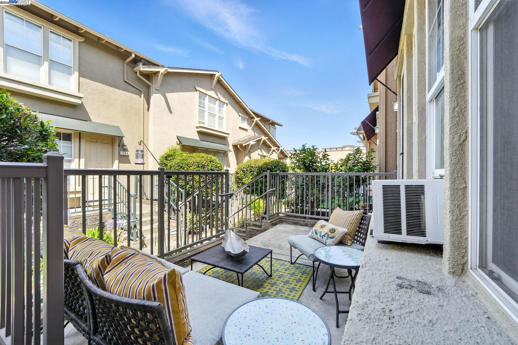 Detail Gallery Image 24 of 35 For 1586 Tucker St #52,  Oakland,  CA 94603 - 2 Beds | 2/1 Baths