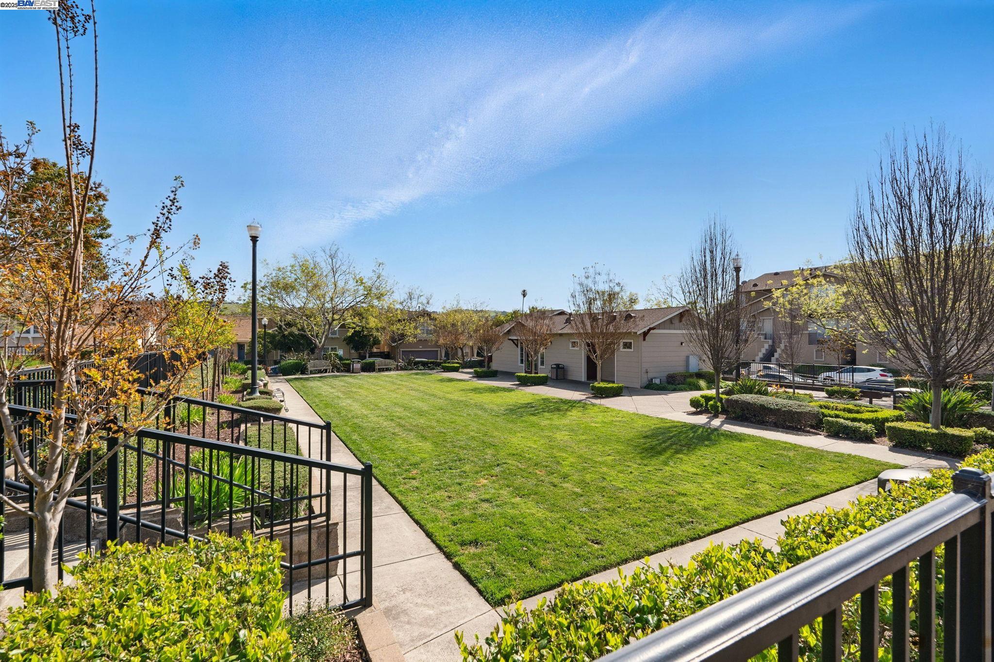 Detail Gallery Image 29 of 35 For 1586 Tucker St #52,  Oakland,  CA 94603 - 2 Beds | 2/1 Baths