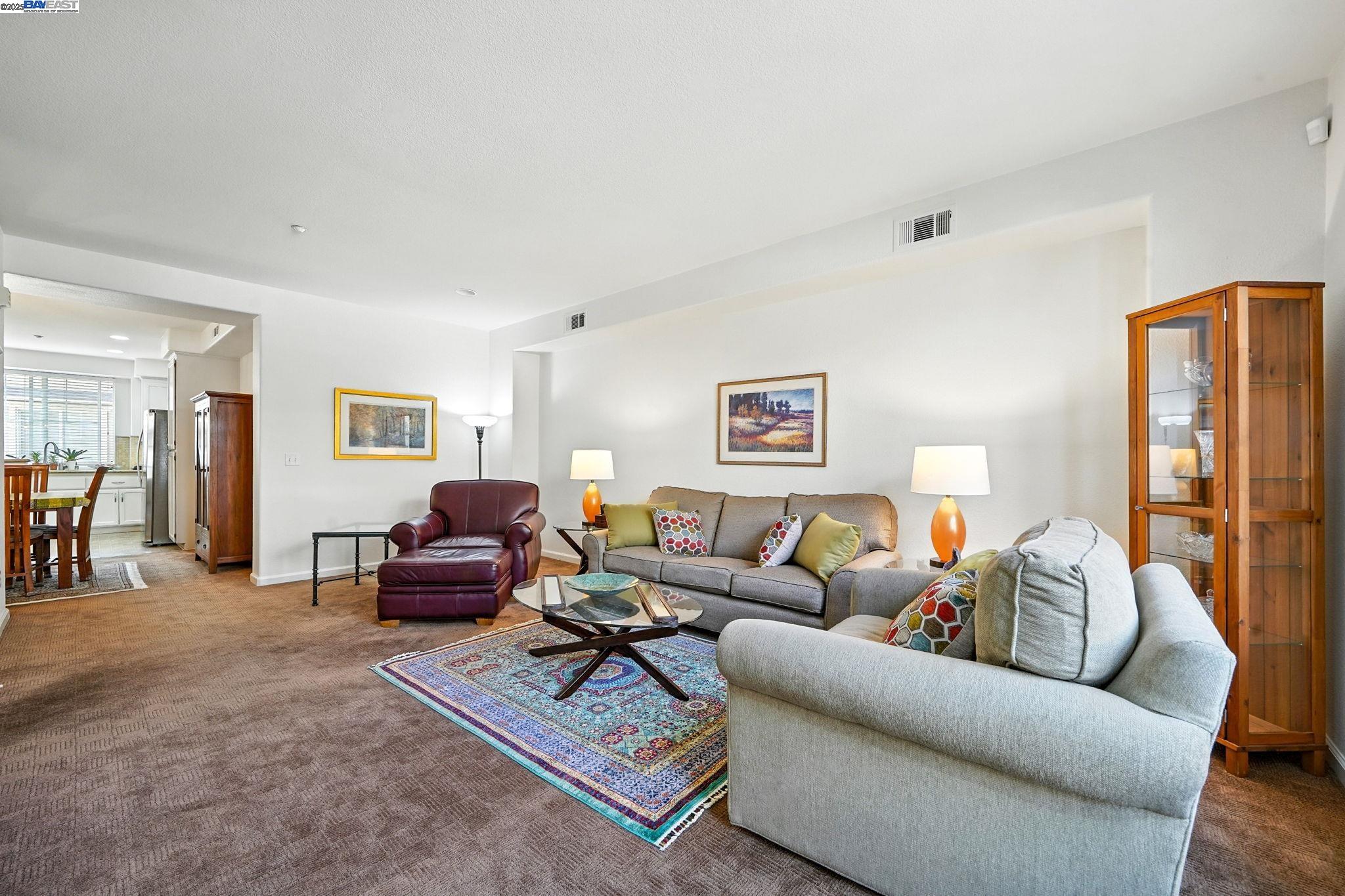 Photo #6: 41103097 Listing 