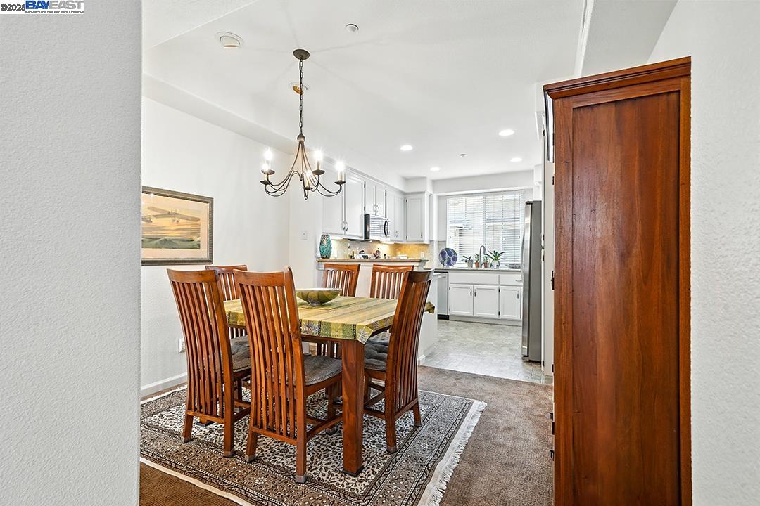 Detail Gallery Image 7 of 35 For 1586 Tucker St #52,  Oakland,  CA 94603 - 2 Beds | 2/1 Baths