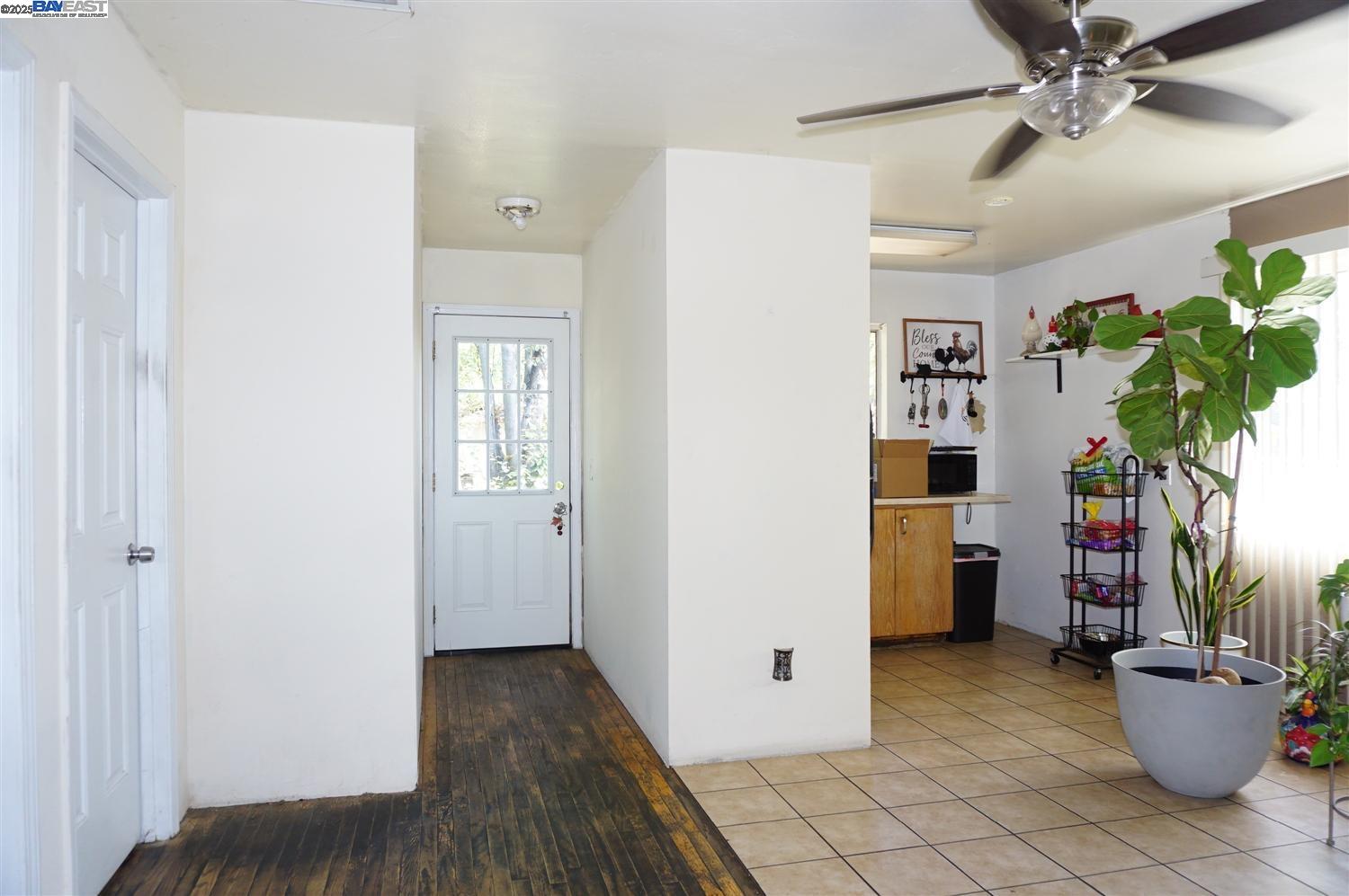 Detail Gallery Image 25 of 39 For 1608 Virginia Place, San Jose,  CA 95116-2955 - 5 Beds | 2 Baths